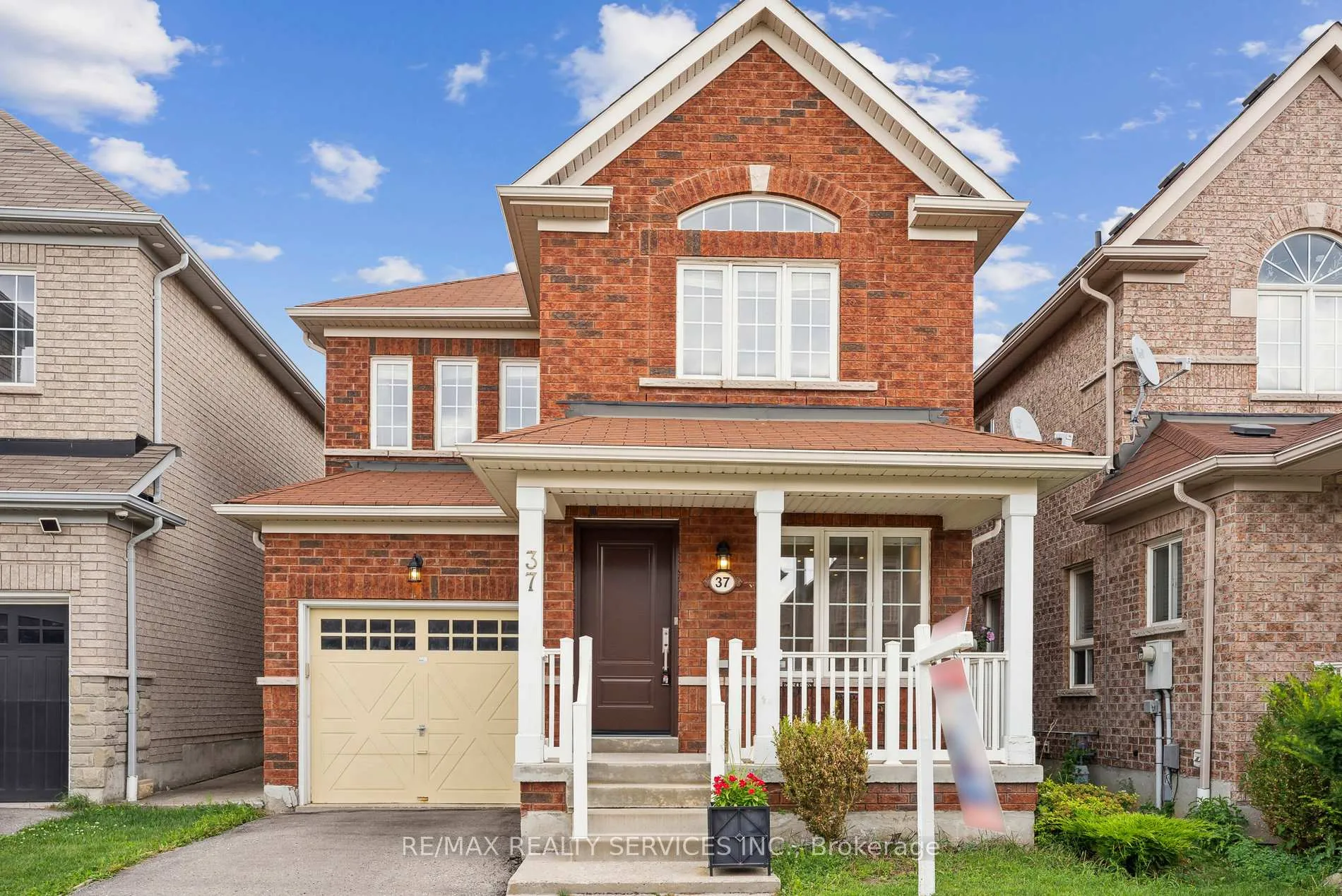 Photo 2 of 37 Pughe Street, Ajax, Northwest Ajax — HOMEH