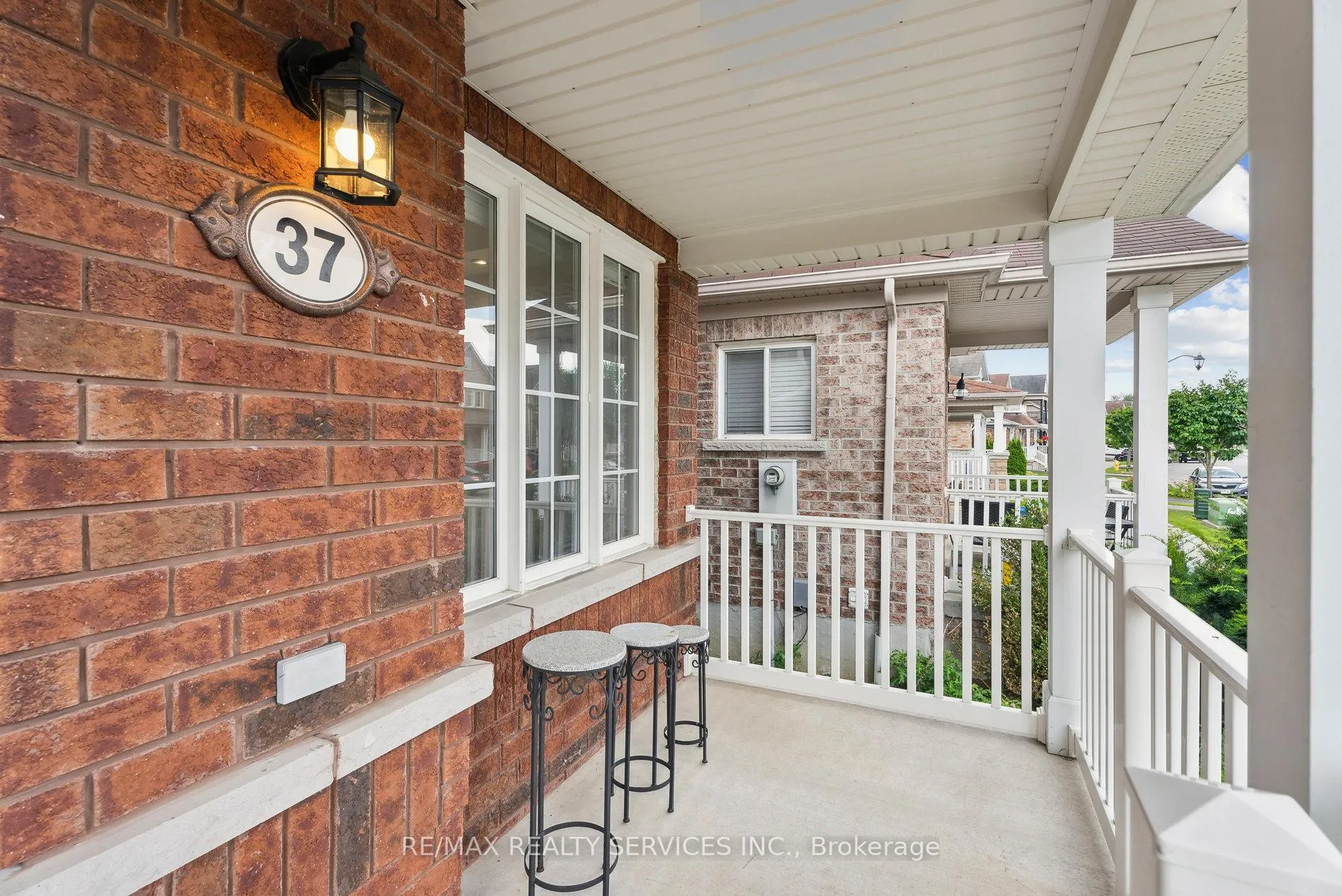 Photo 3 of 37 Pughe Street, Ajax, Northwest Ajax — HOMEH