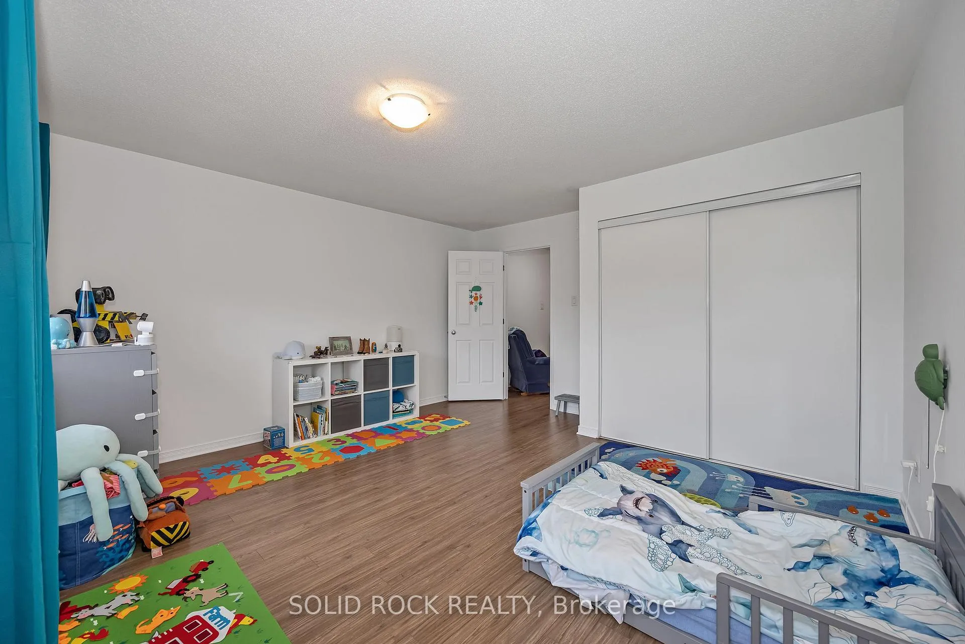 Photo 20 of 40 Gordon Ferguson Place, Arnprior — HOMEH