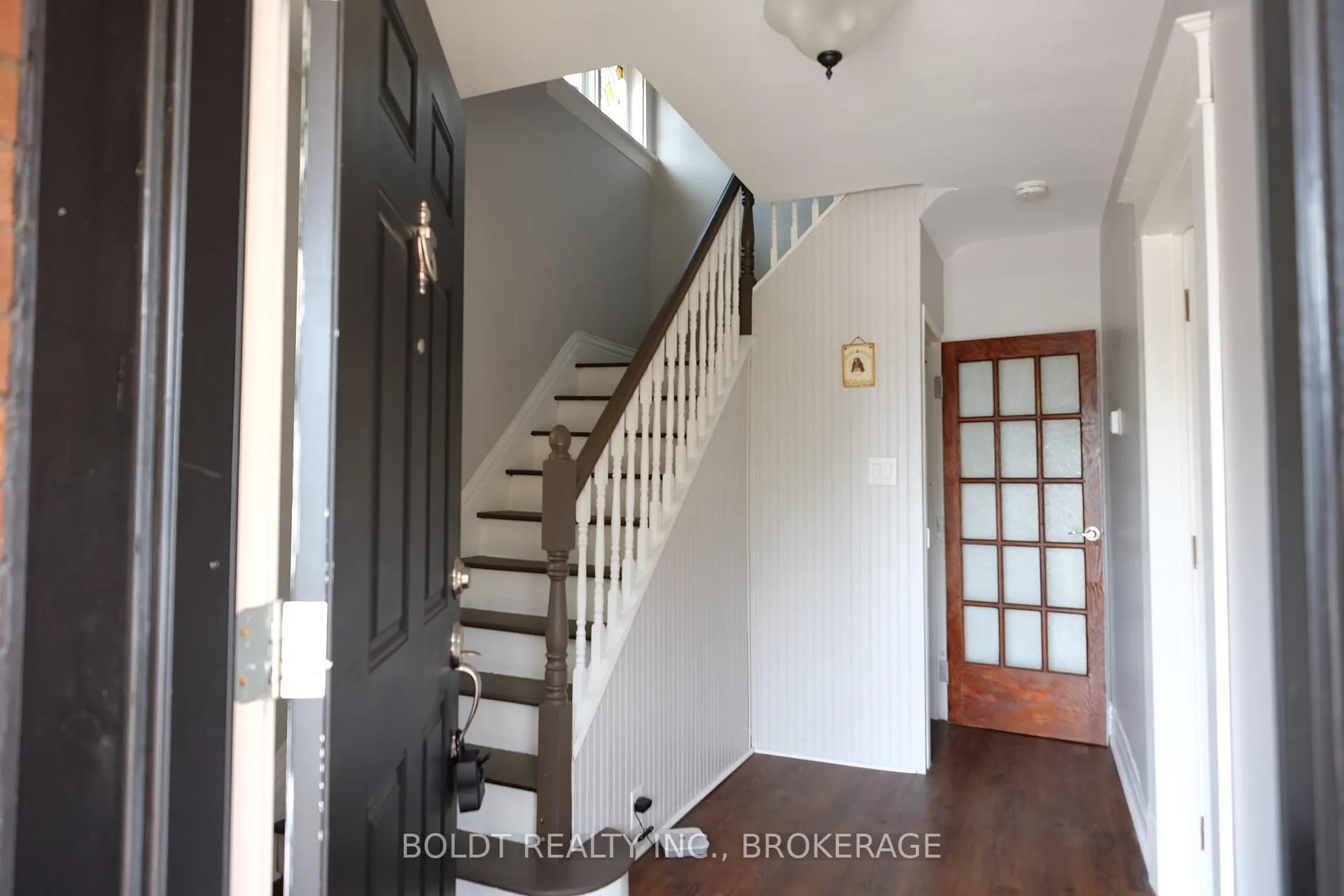 Photo 3 of Unit 2, 5029 Fourth Avenue, Niagara Falls, Cherrywood — HOMEH