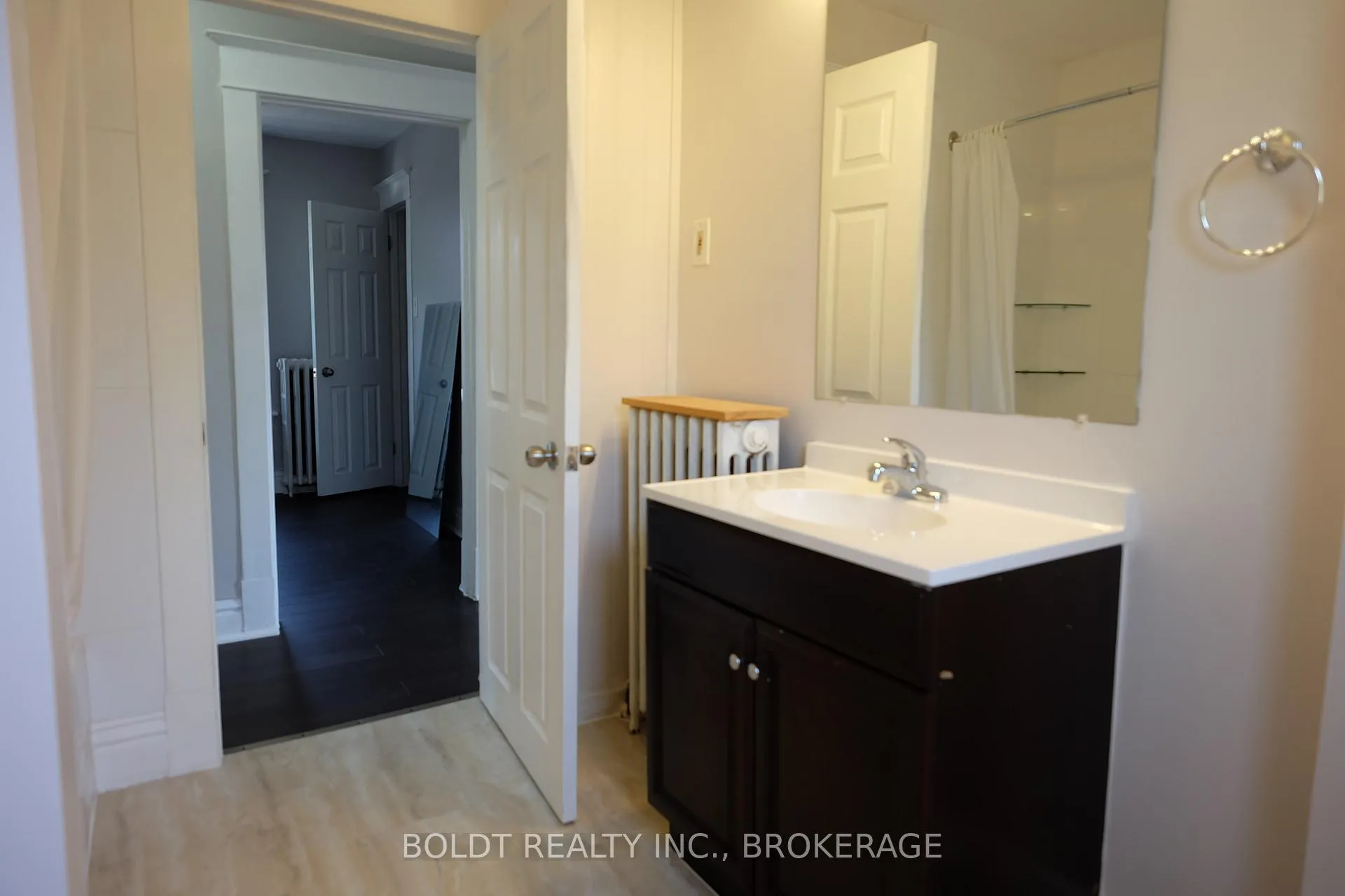 Photo 16 of Unit 2, 5029 Fourth Avenue, Niagara Falls, Cherrywood — HOMEH
