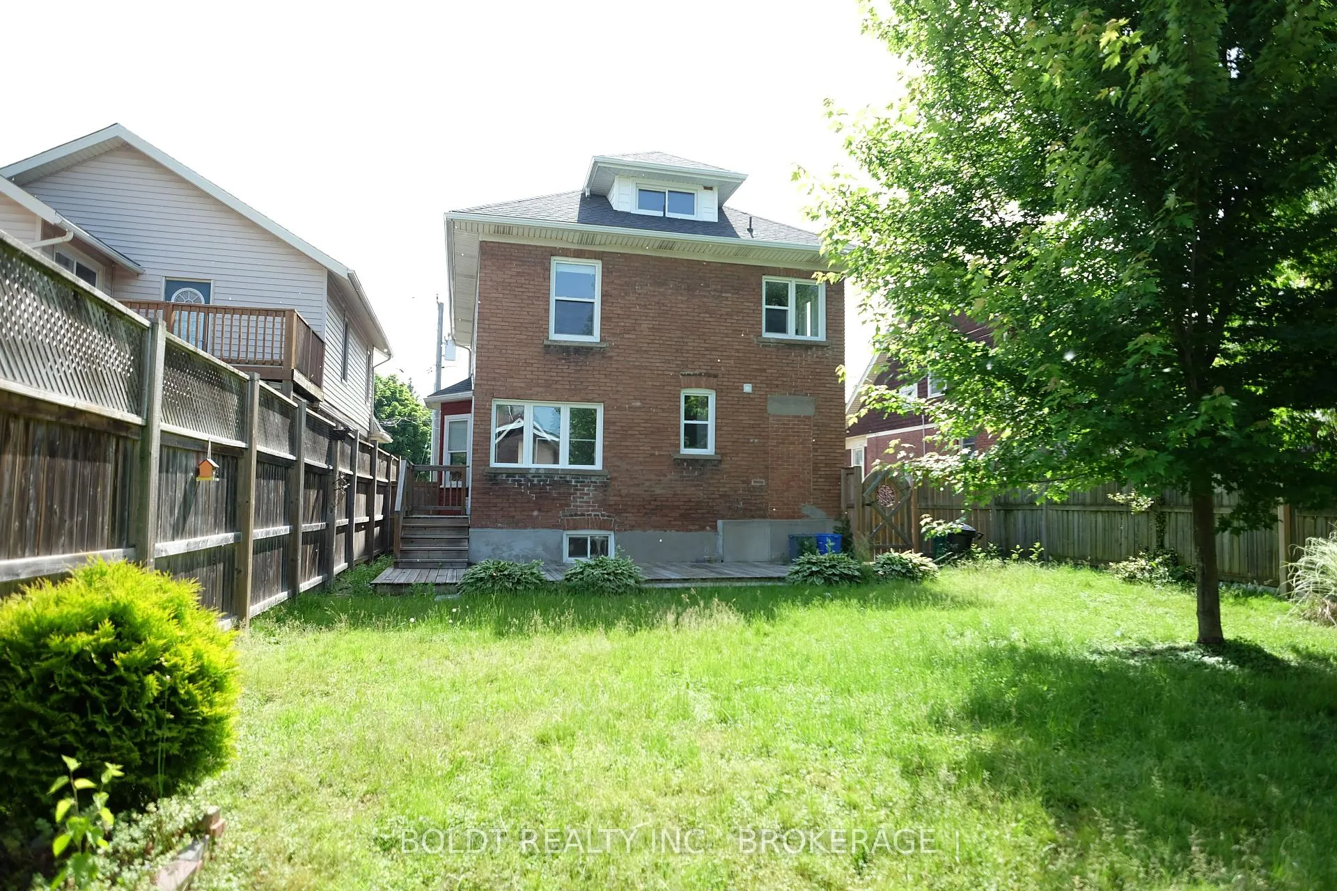 Photo 21 of Unit 2, 5029 Fourth Avenue, Niagara Falls, Cherrywood — HOMEH