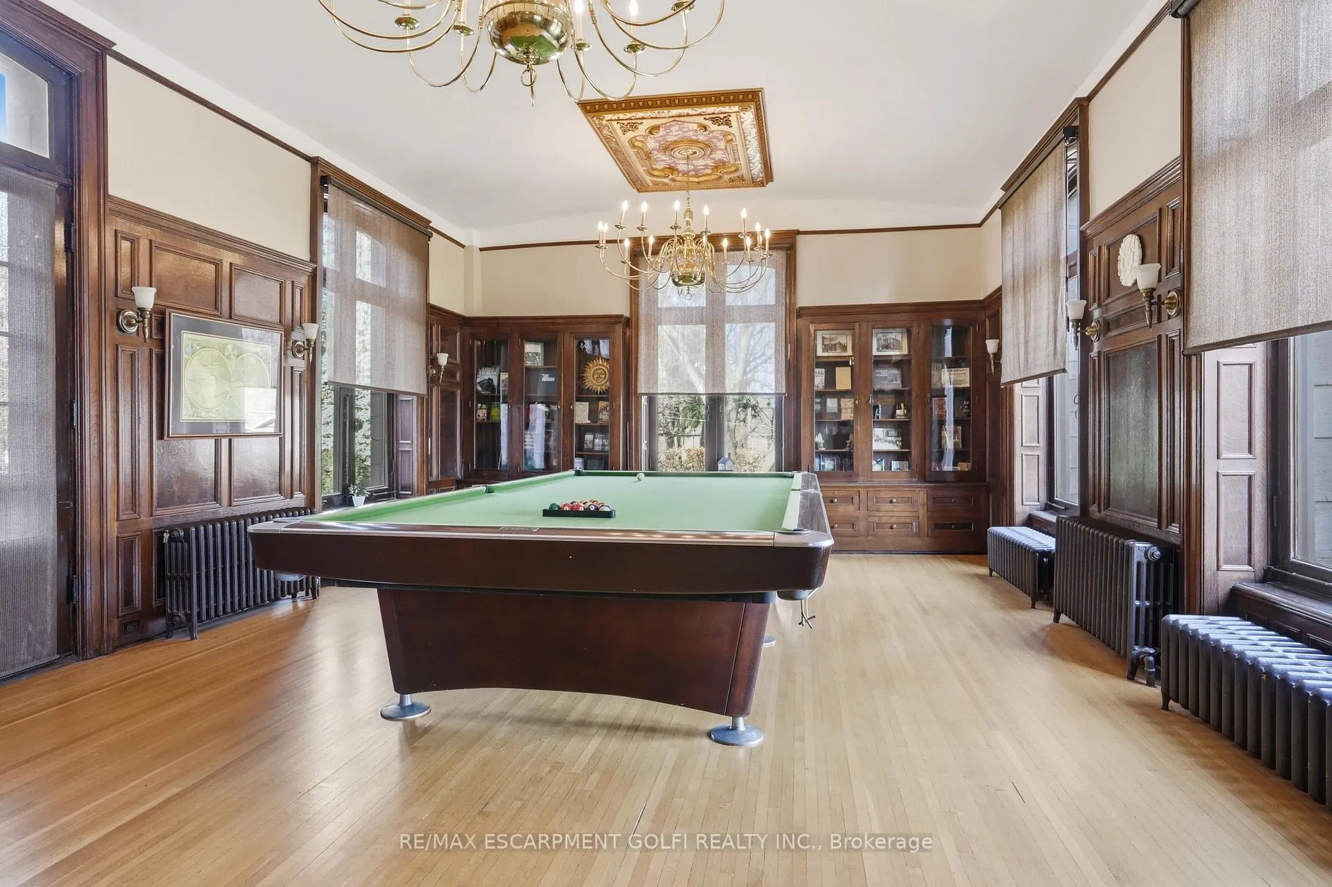 Photo 9 of 26 Ravenscliffe Avenue, Hamilton, Durand — HOMEH