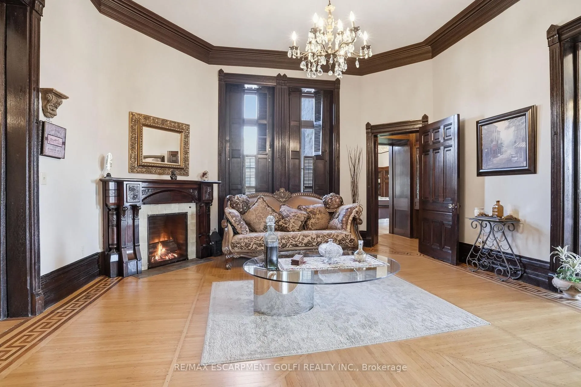 Photo 11 of 26 Ravenscliffe Avenue, Hamilton, Durand — HOMEH