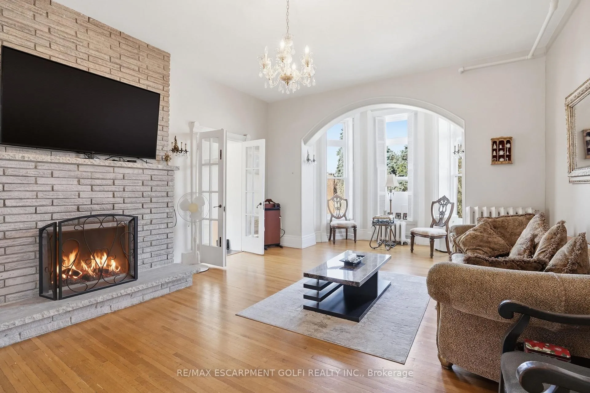 Photo 17 of 26 Ravenscliffe Avenue, Hamilton, Durand — HOMEH