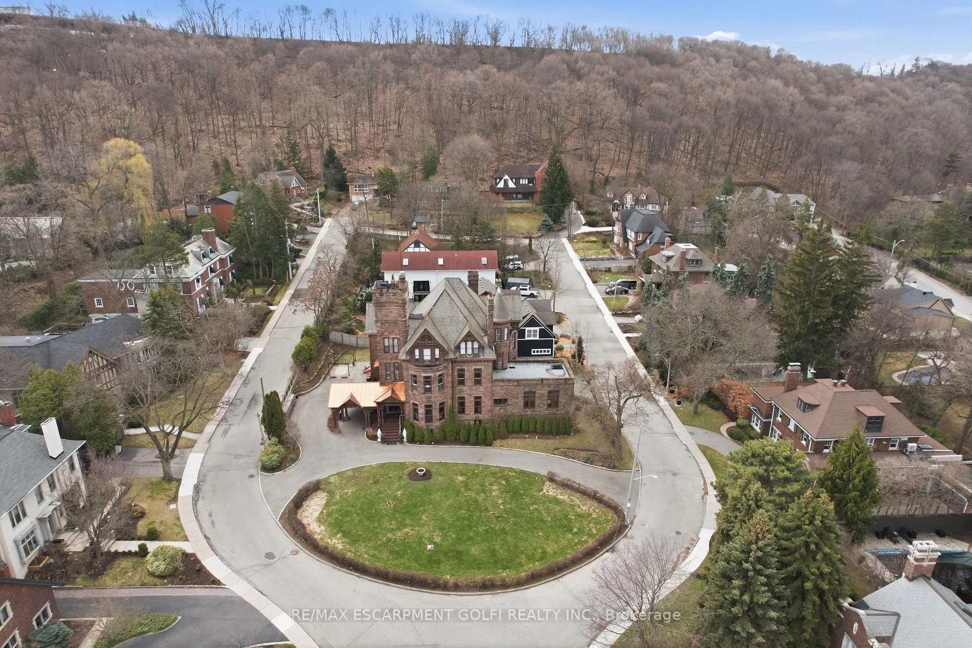 Photo 34 of 26 Ravenscliffe Avenue, Hamilton, Durand — HOMEH