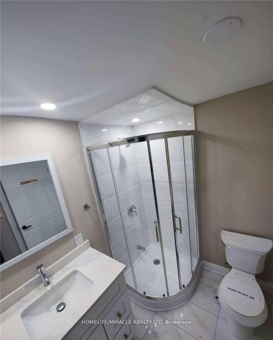 Photo 11 of 5967 Dixon Street, Niagara Falls, Dorchester — HOMEH