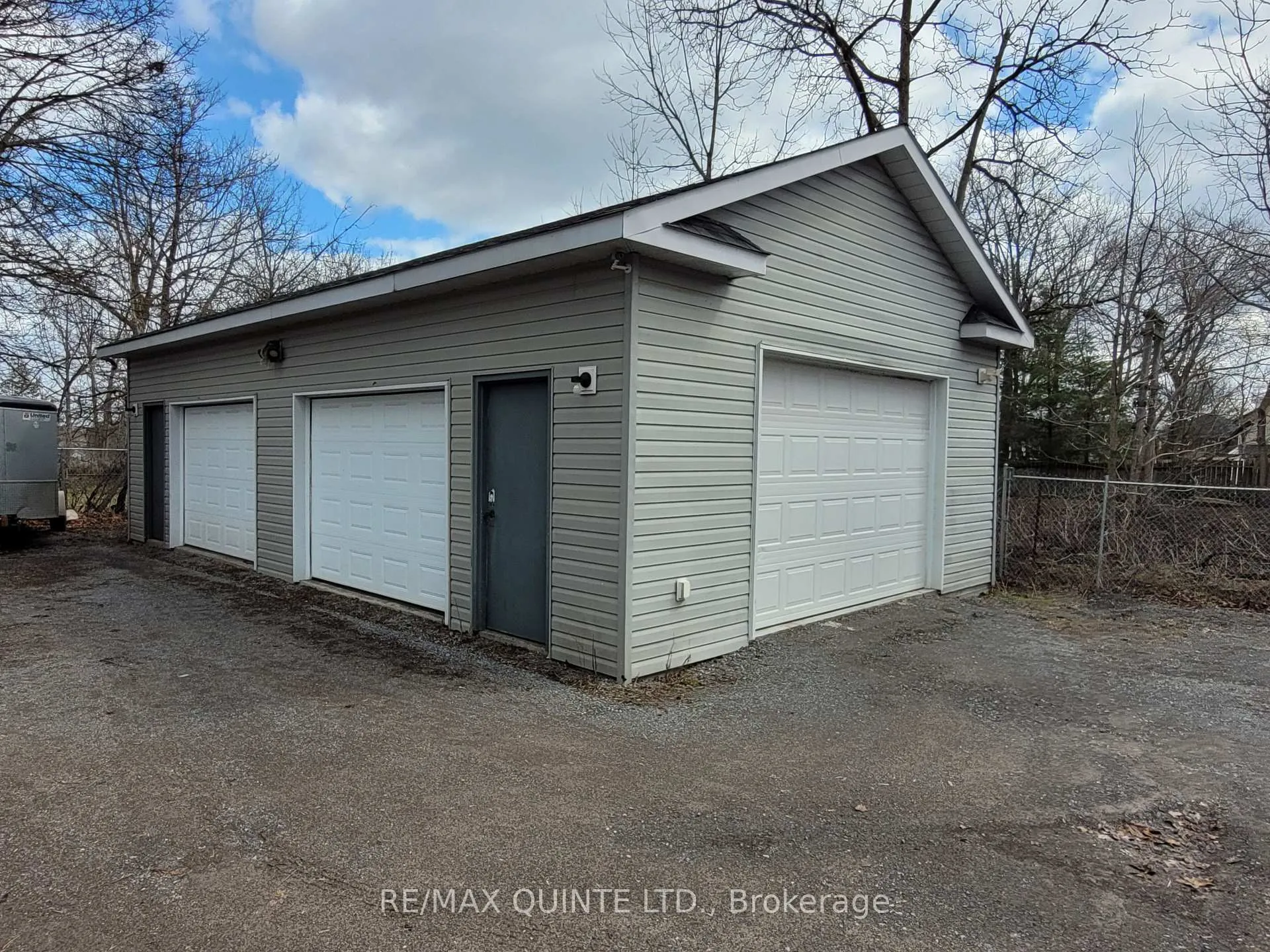 Photo 2 of 41 Grier Street, Belleville, Belleville Ward — HOMEH