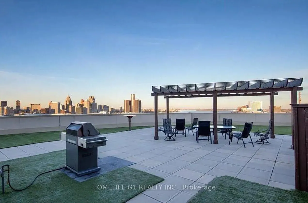 Photo 4 of Unit 701, 1225 River side Drive W, Windsor — HOMEH