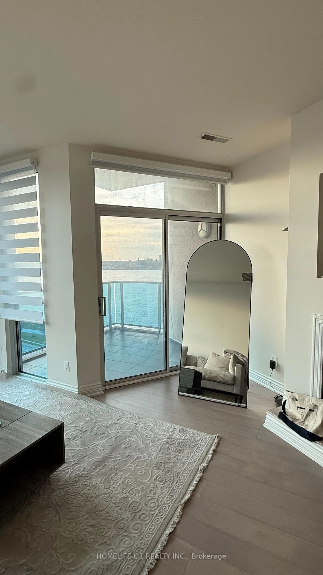 Photo 7 of Unit 701, 1225 River side Drive W, Windsor — HOMEH