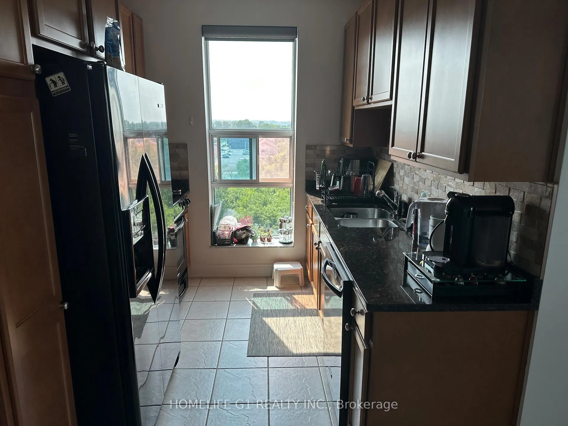 Photo 15 of Unit 701, 1225 River side Drive W, Windsor — HOMEH