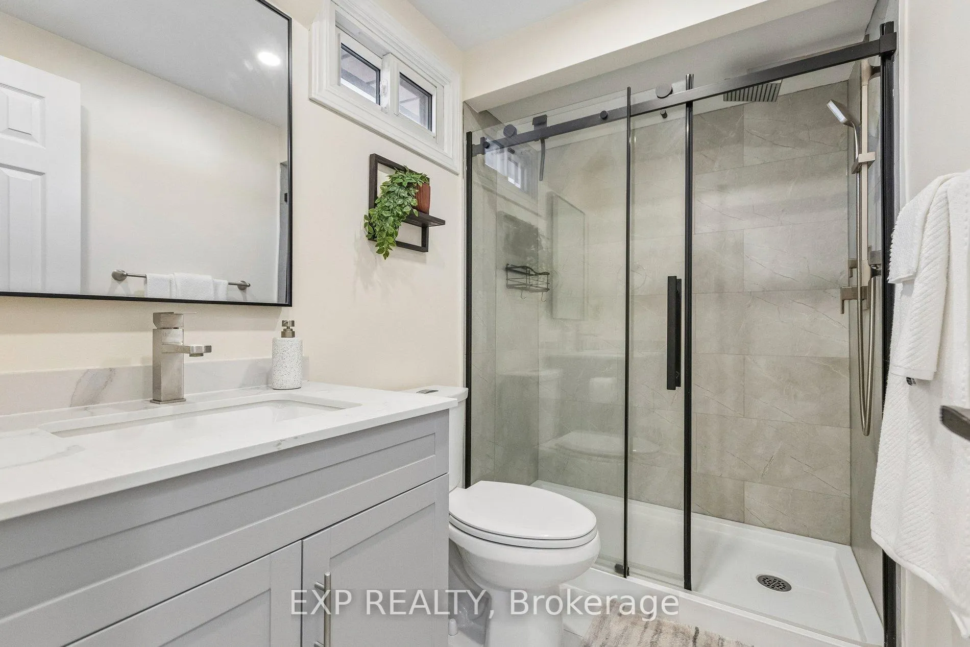 Photo 11 of 370 Stephanie Drive, Guelph, Willow West/Sugarbush/West Acres — HOMEH