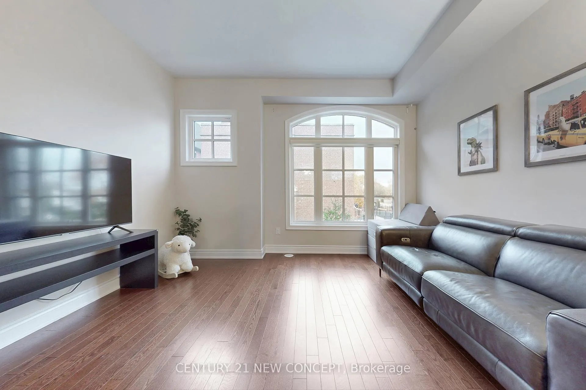 Photo 5 of Unit 27, 80 Daisy Avenue, Etobicoke, Long Branch — HOMEH
