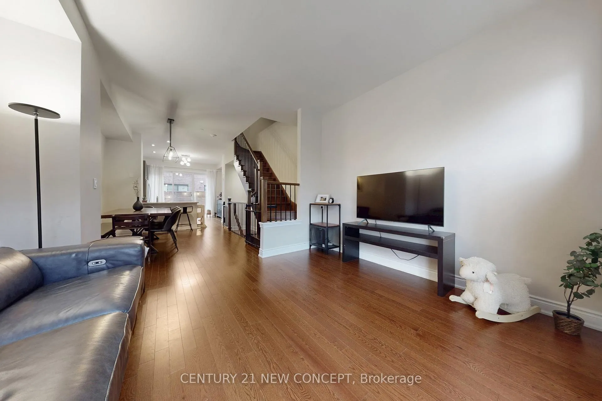 Photo 6 of Unit 27, 80 Daisy Avenue, Etobicoke, Long Branch — HOMEH