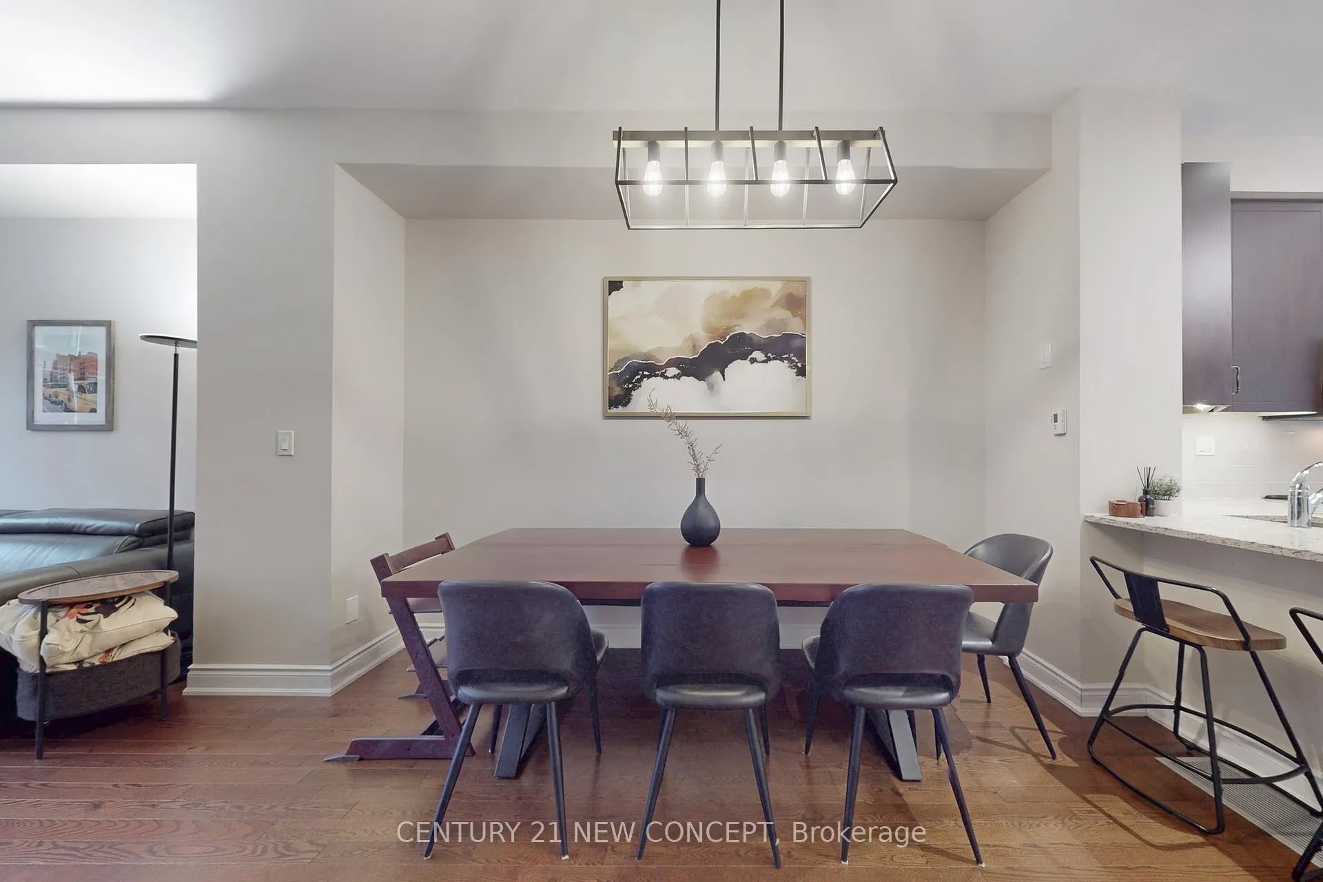 Photo 9 of Unit 27, 80 Daisy Avenue, Etobicoke, Long Branch — HOMEH