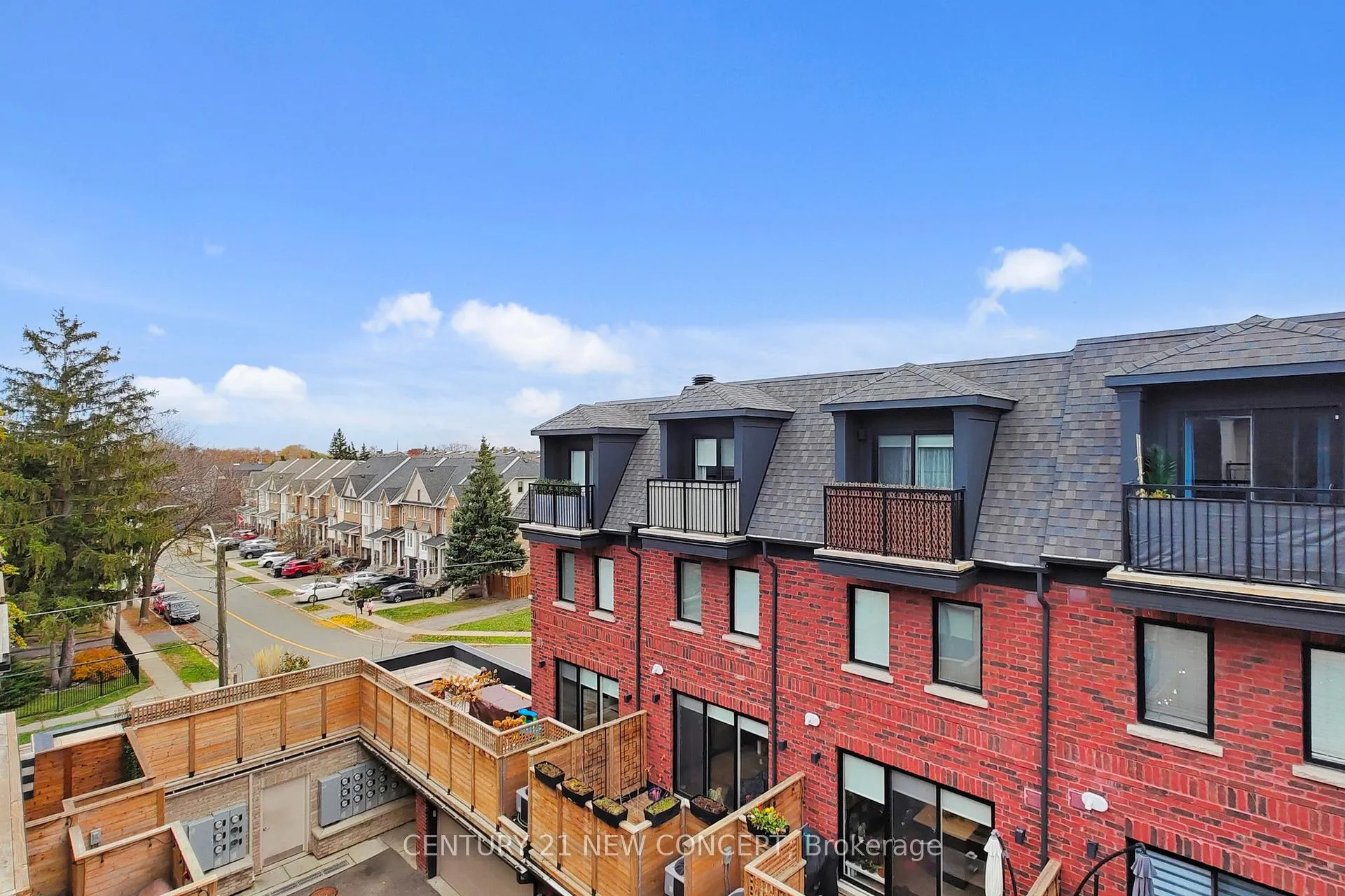 Photo 48 of Unit 27, 80 Daisy Avenue, Etobicoke, Long Branch — HOMEH