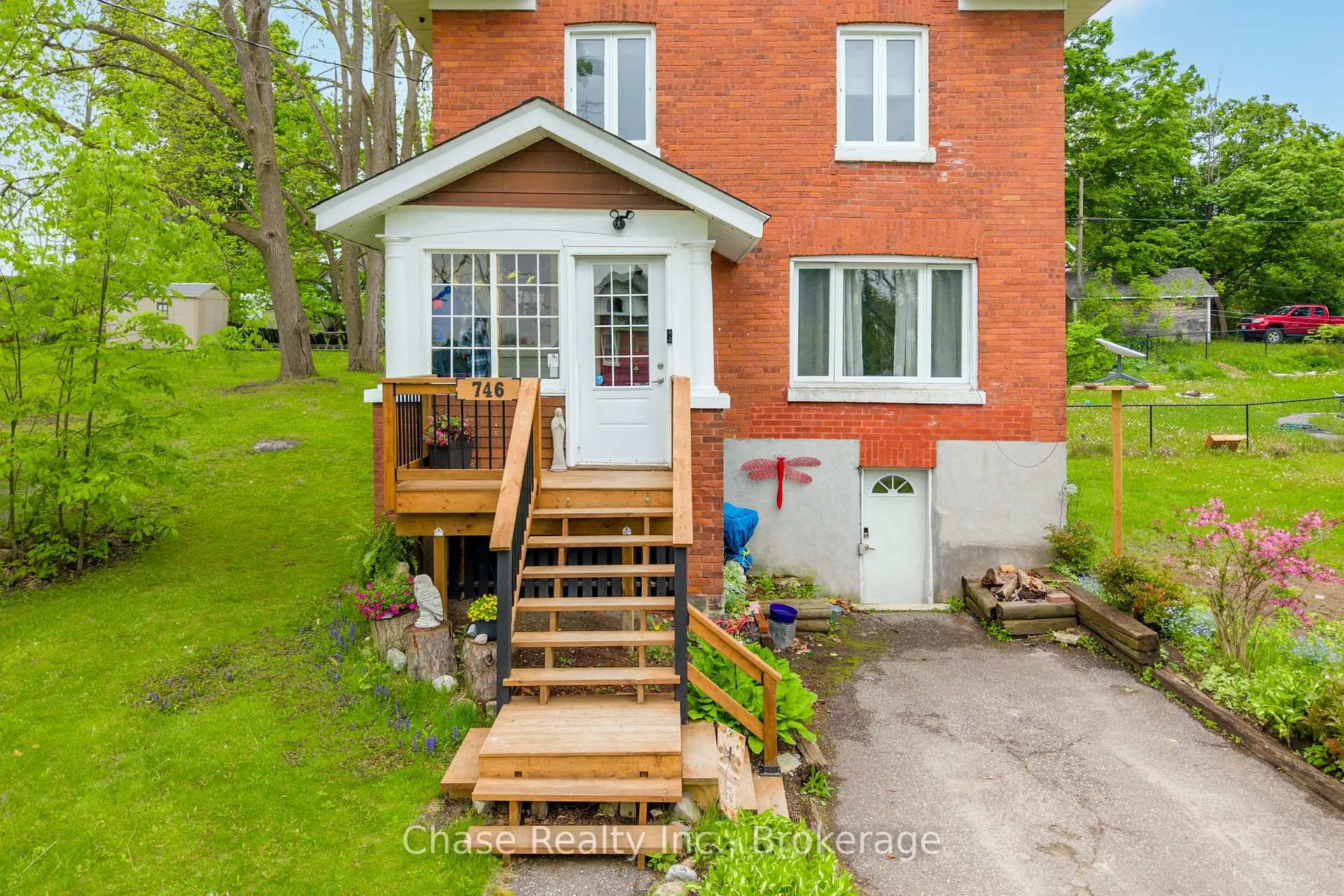 Photo 4 of 746 Sixth Avenue, Tay, Port McNicoll — HOMEH