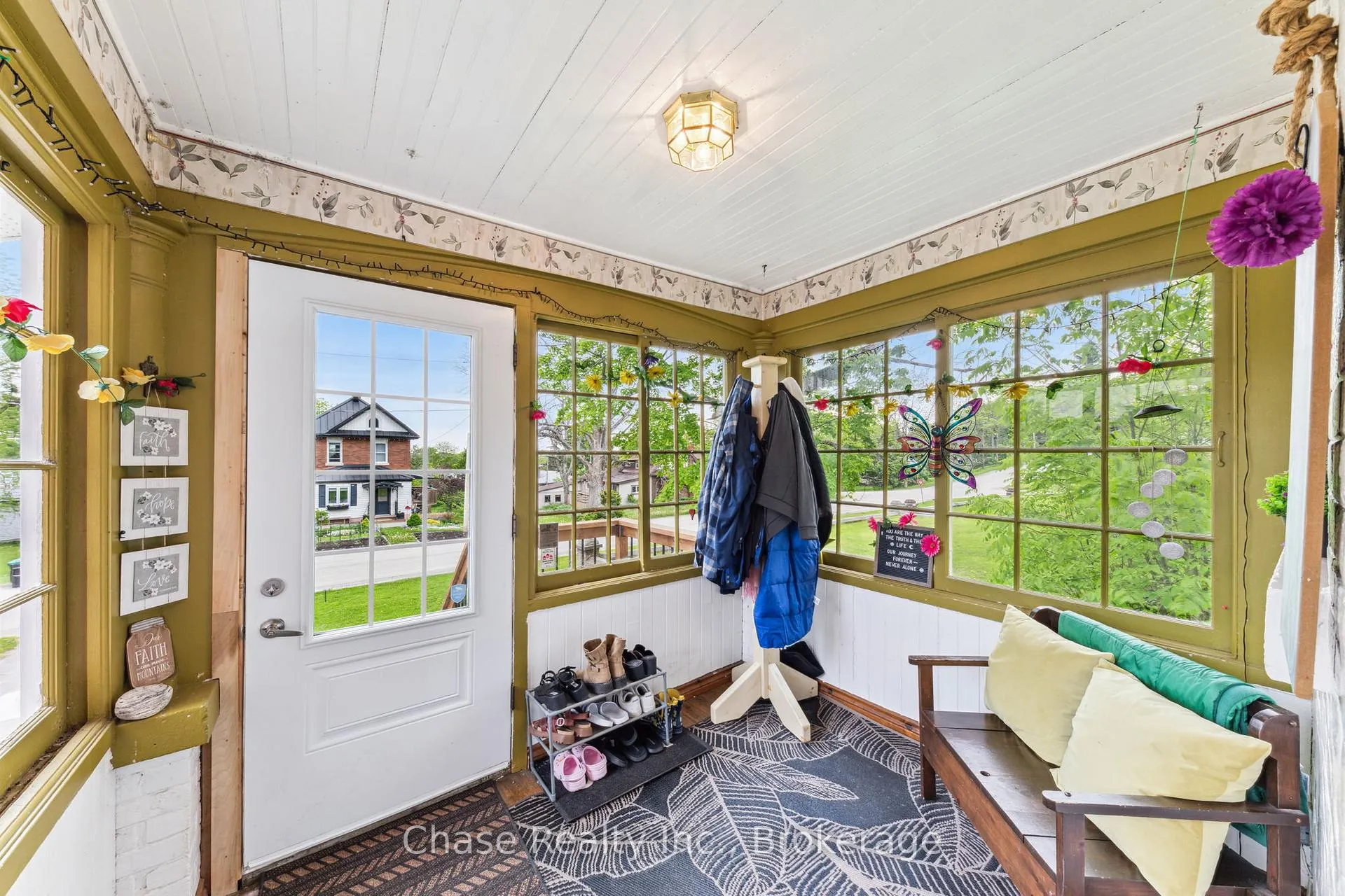 Photo 5 of 746 Sixth Avenue, Tay, Port McNicoll — HOMEH