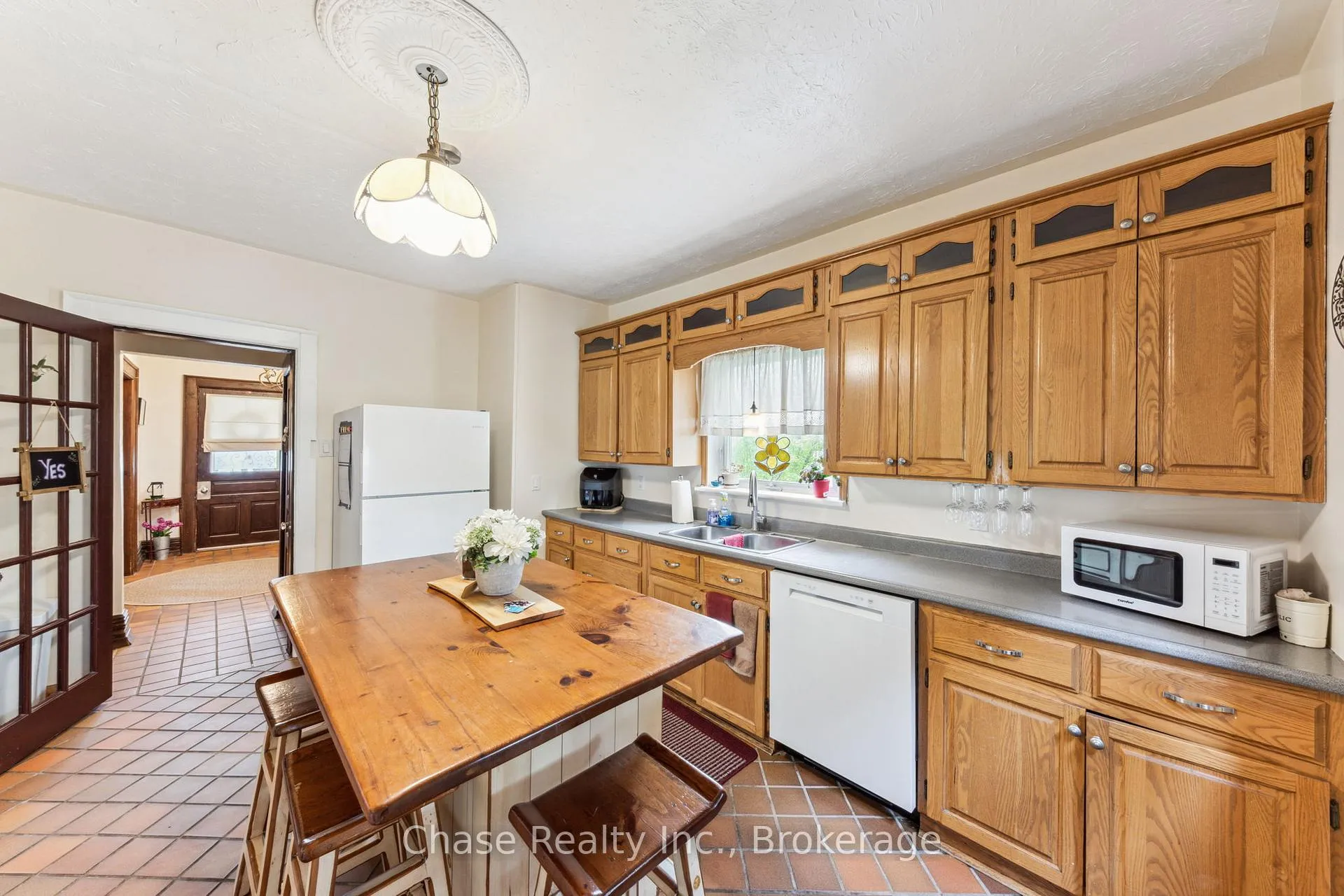 Photo 12 of 746 Sixth Avenue, Tay, Port McNicoll — HOMEH