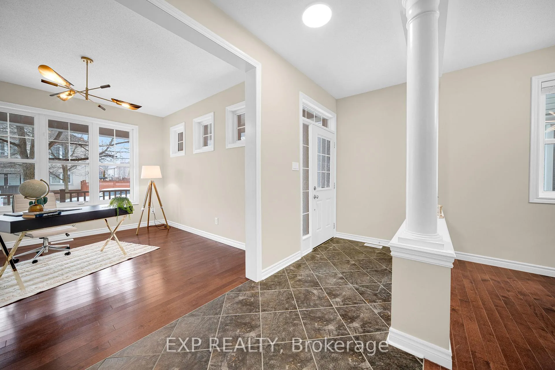 Photo 5 of 2522 Stone Cove Crescent, Ottawa, Barrhaven - Half Moon Bay — HOMEH