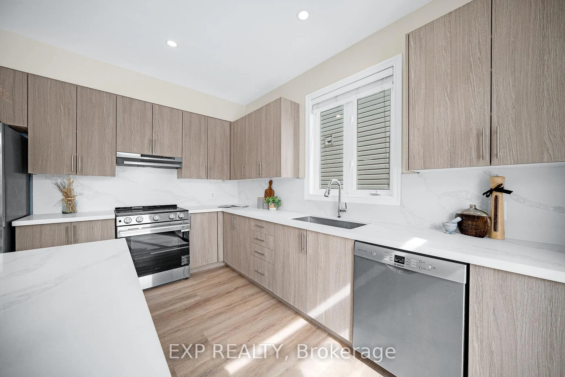 Photo 20 of 2522 Stone Cove Crescent, Ottawa, Barrhaven - Half Moon Bay — HOMEH