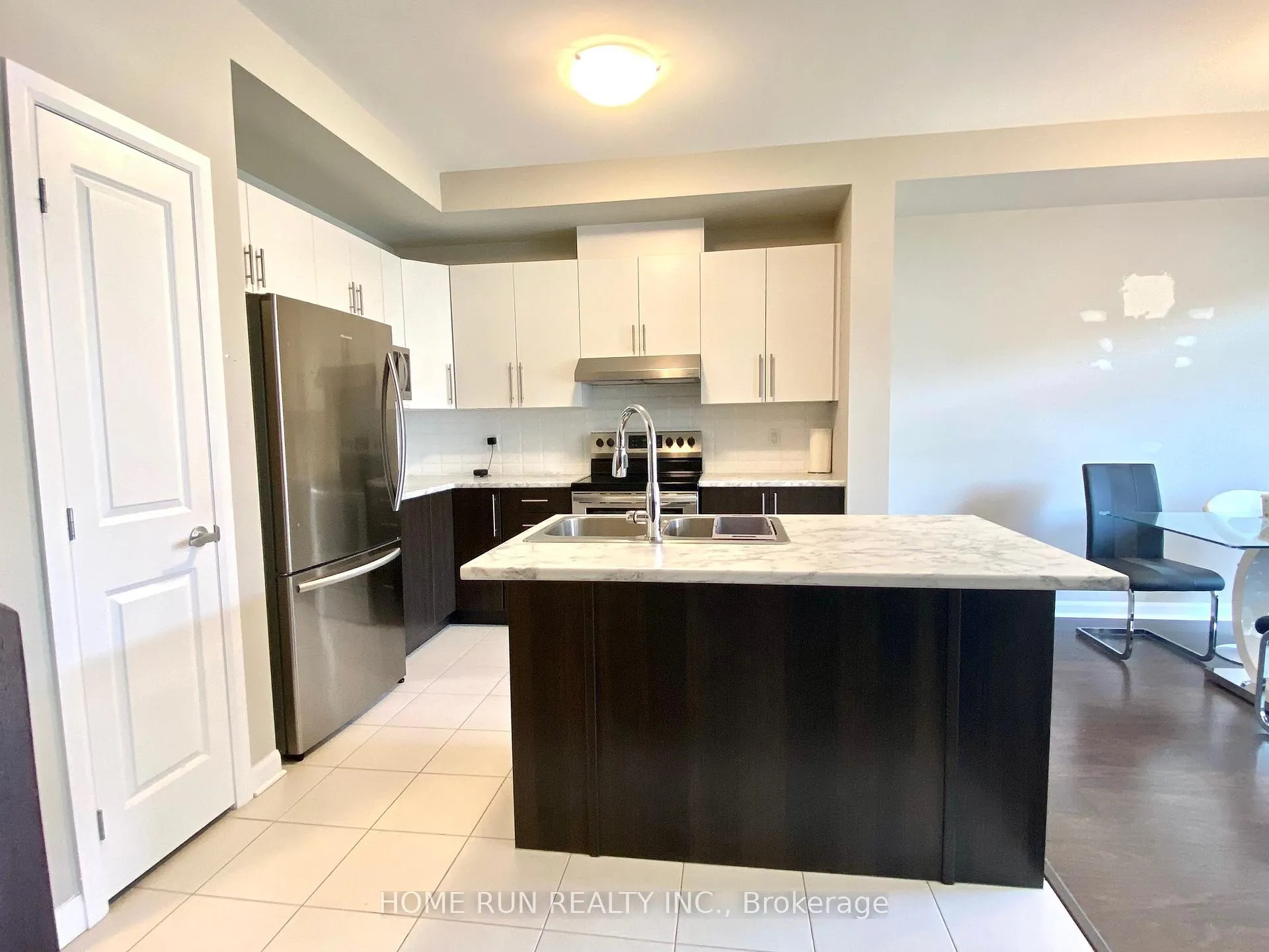 Photo 3 of 415 Kayak Street, Ottawa, Barrhaven - Hearts Desire — HOMEH