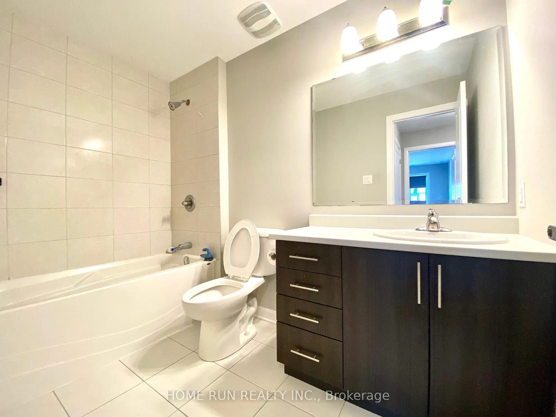 Photo 10 of 415 Kayak Street, Ottawa, Barrhaven - Hearts Desire — HOMEH