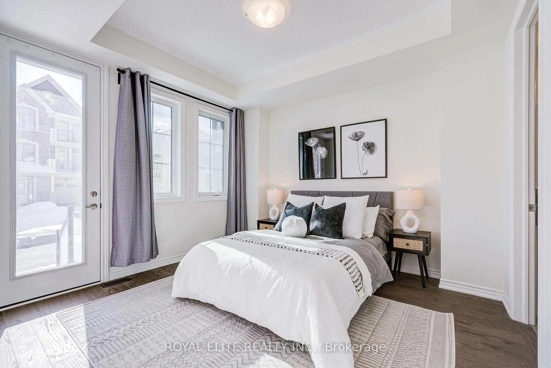 Photo 5 of 97 Thomas Frisby Jr Crescent, Markham, Victoria Square — HOMEH