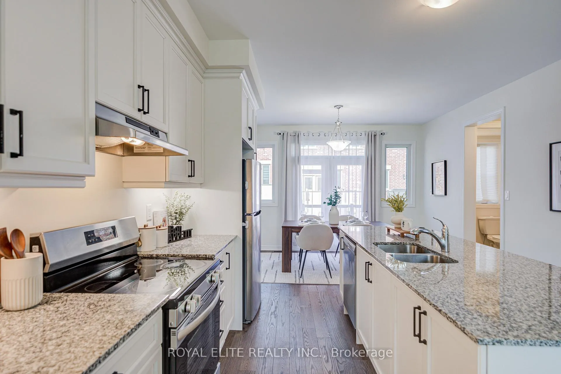 Photo 17 of 97 Thomas Frisby Jr Crescent, Markham, Victoria Square — HOMEH