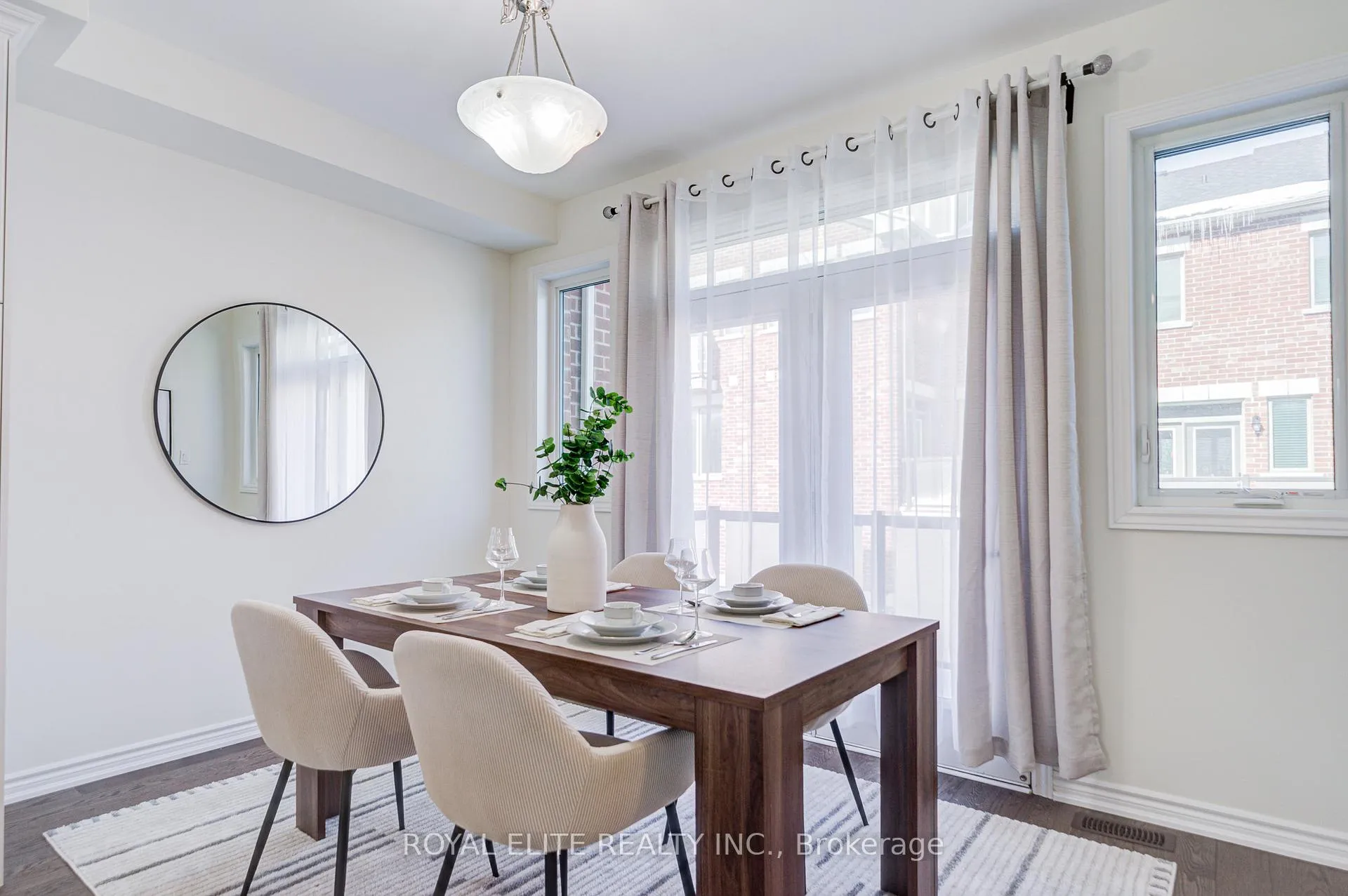 Photo 22 of 97 Thomas Frisby Jr Crescent, Markham, Victoria Square — HOMEH