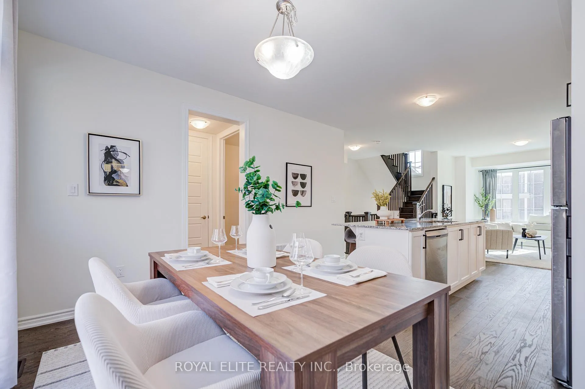 Photo 25 of 97 Thomas Frisby Jr Crescent, Markham, Victoria Square — HOMEH