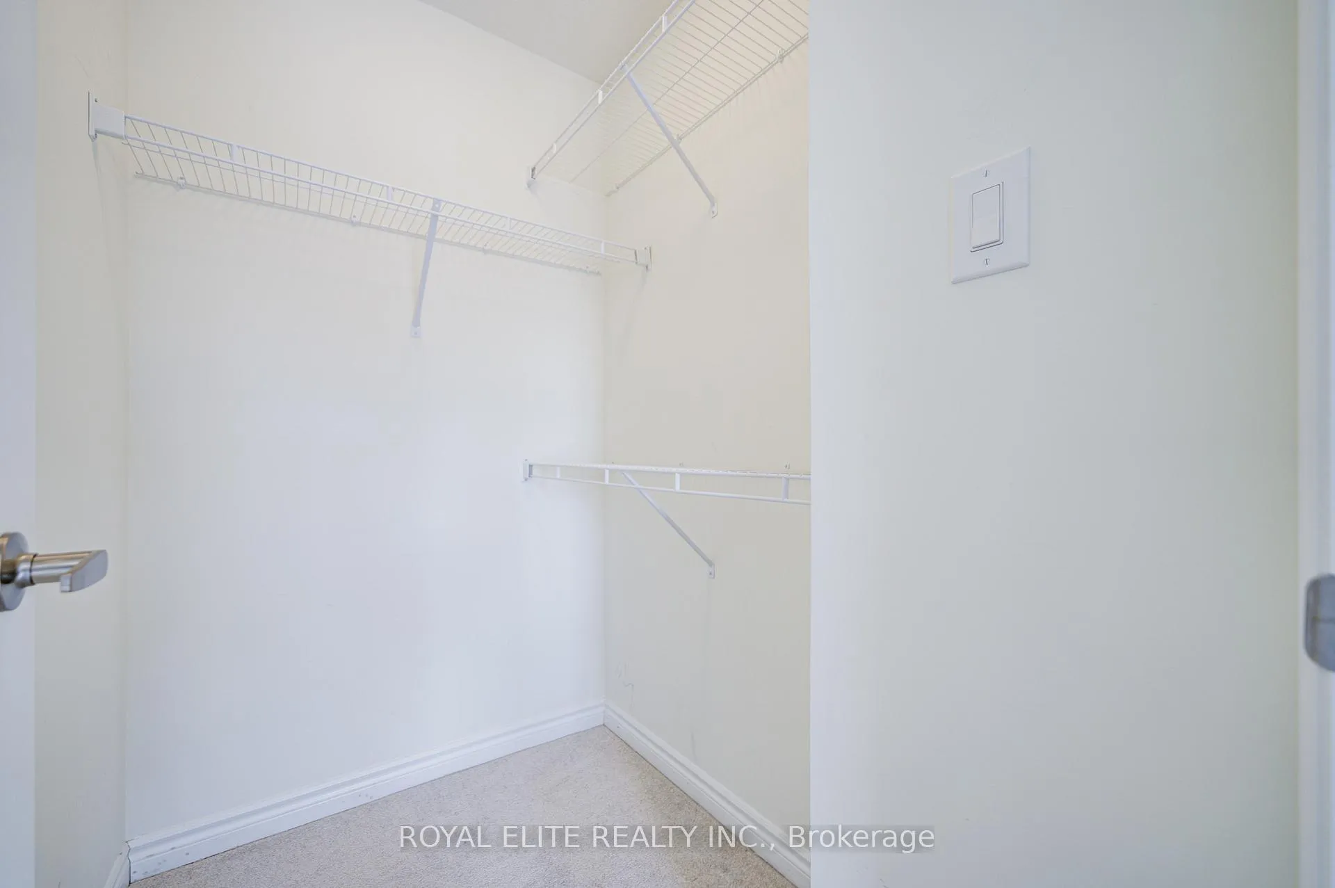 Photo 37 of 97 Thomas Frisby Jr Crescent, Markham, Victoria Square — HOMEH
