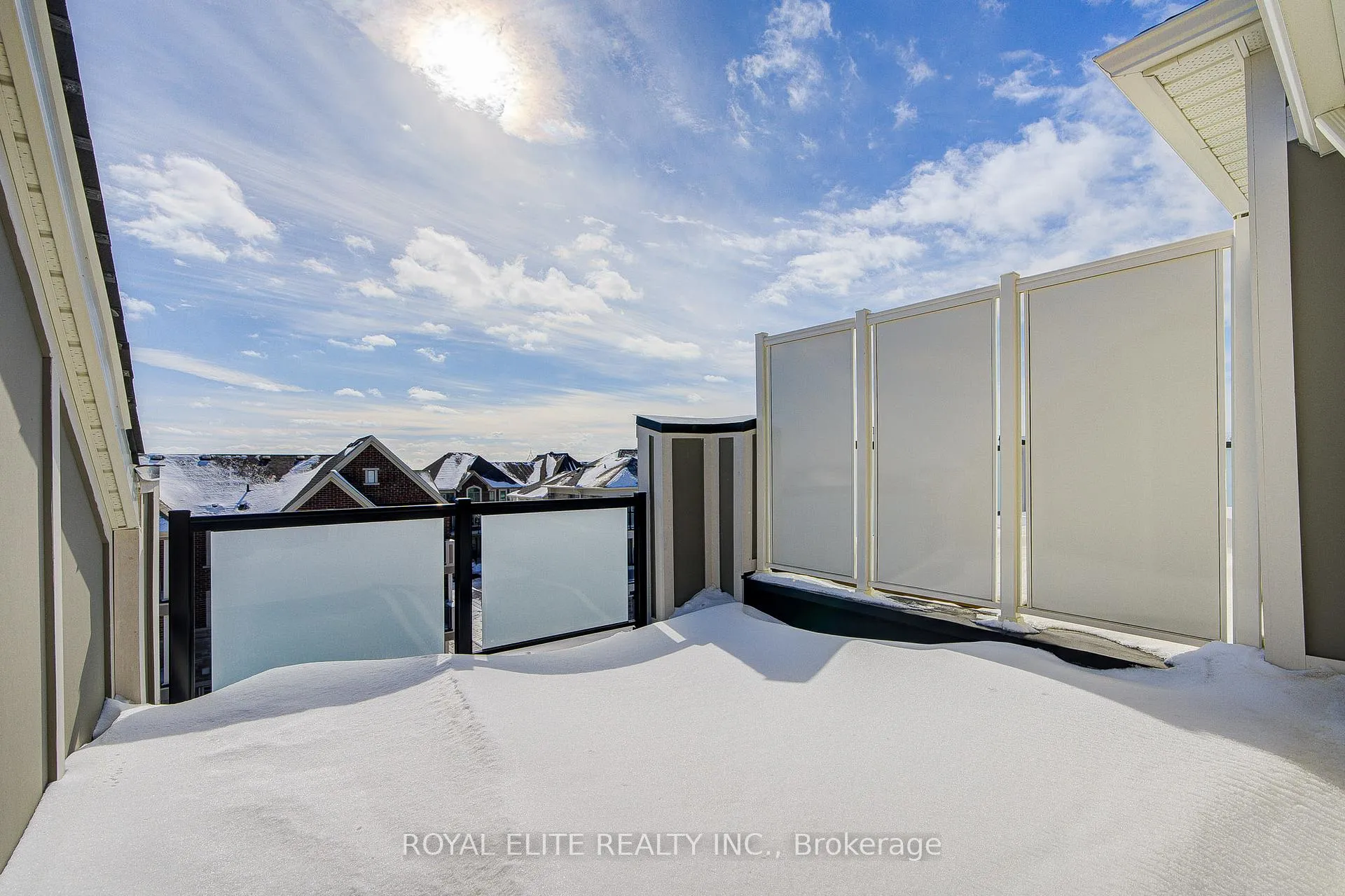 Photo 48 of 97 Thomas Frisby Jr Crescent, Markham, Victoria Square — HOMEH