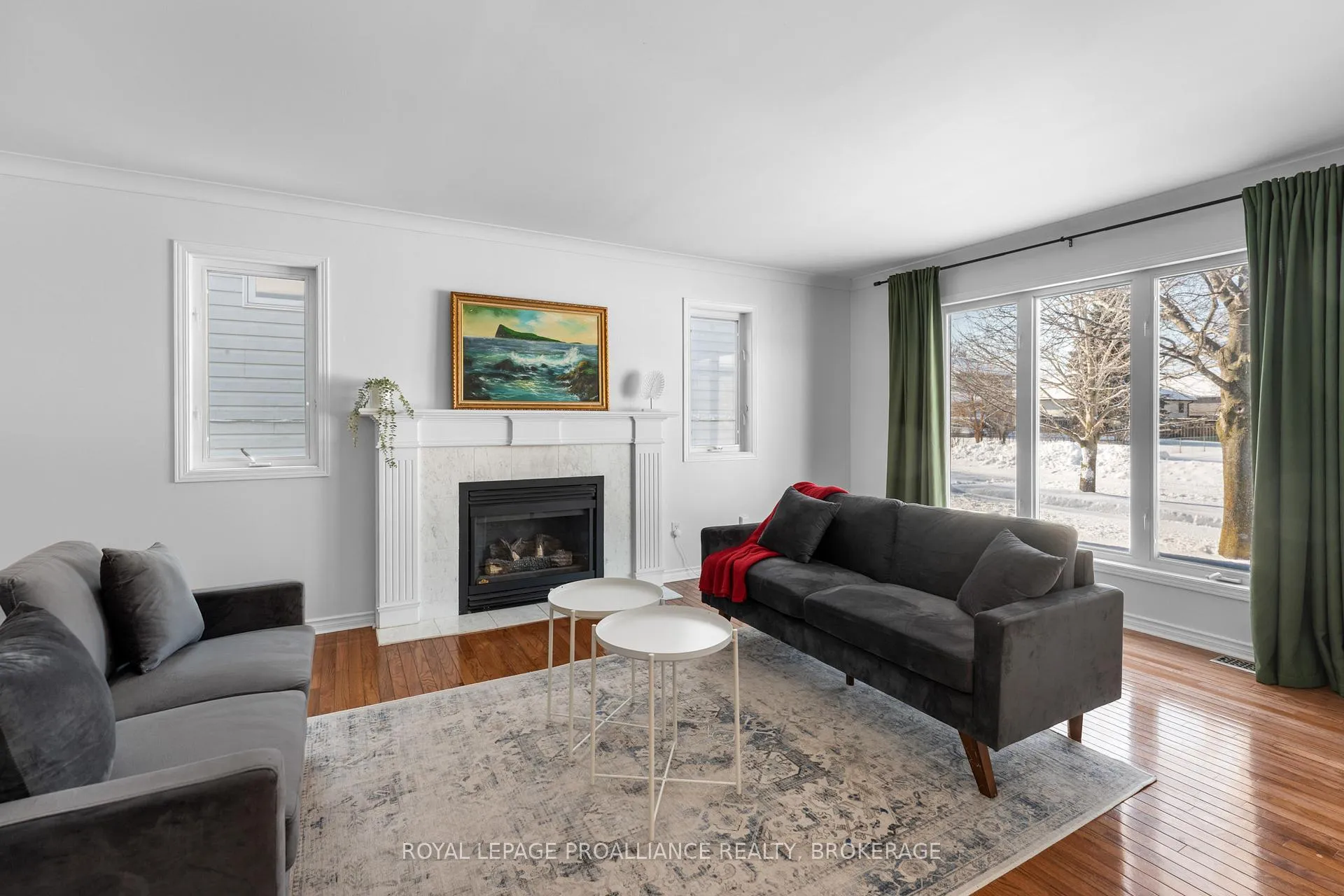 Photo 4 of 343 Sunrise Crescent, Kingston, East Gardiners Rd — HOMEH