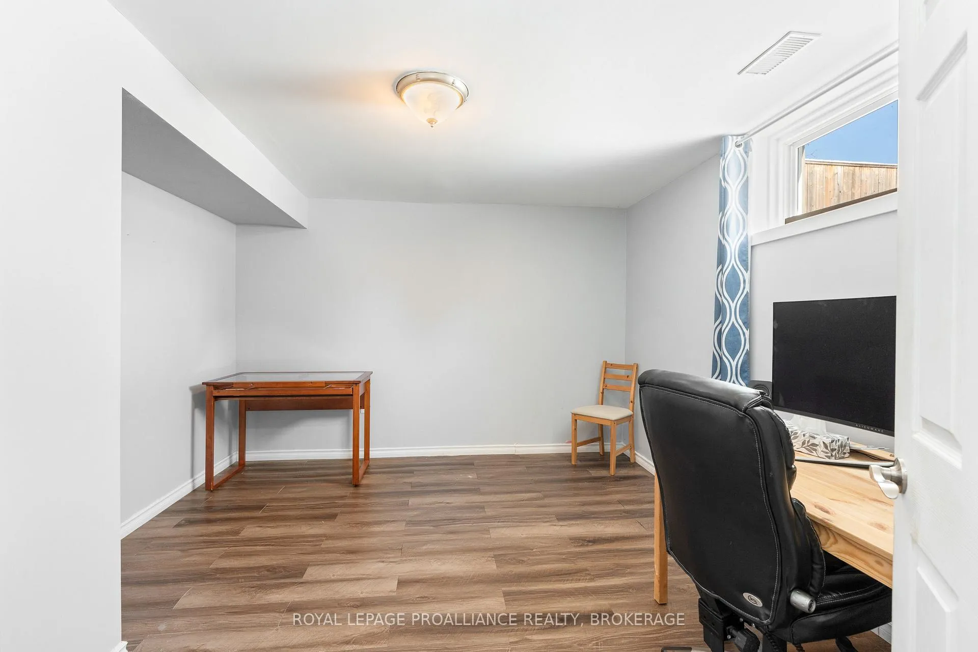 Photo 31 of 343 Sunrise Crescent, Kingston, East Gardiners Rd — HOMEH
