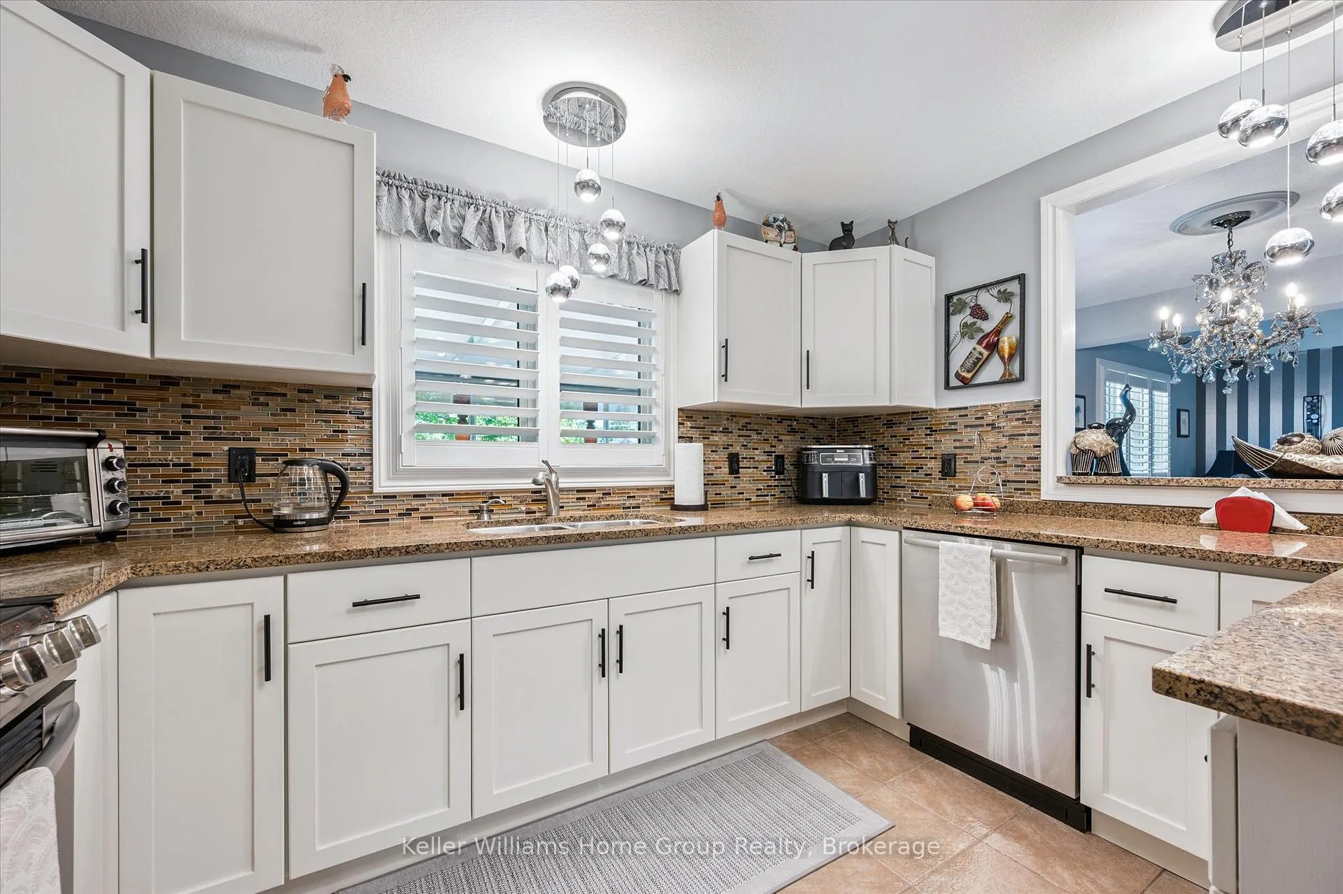 Photo 15 of 28 Harcourt Place, Centre Wellington, Fergus — HOMEH