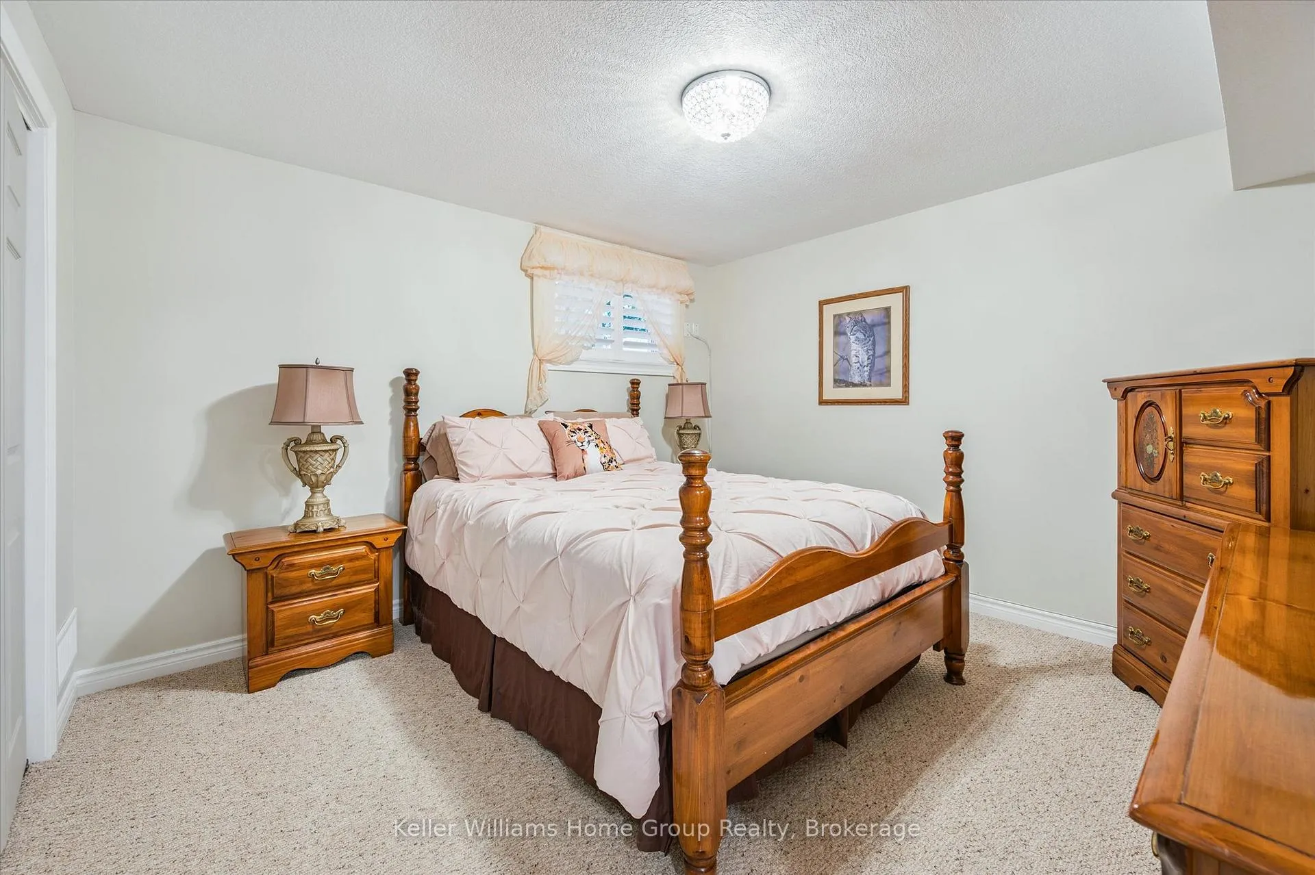Photo 35 of 28 Harcourt Place, Centre Wellington, Fergus — HOMEH