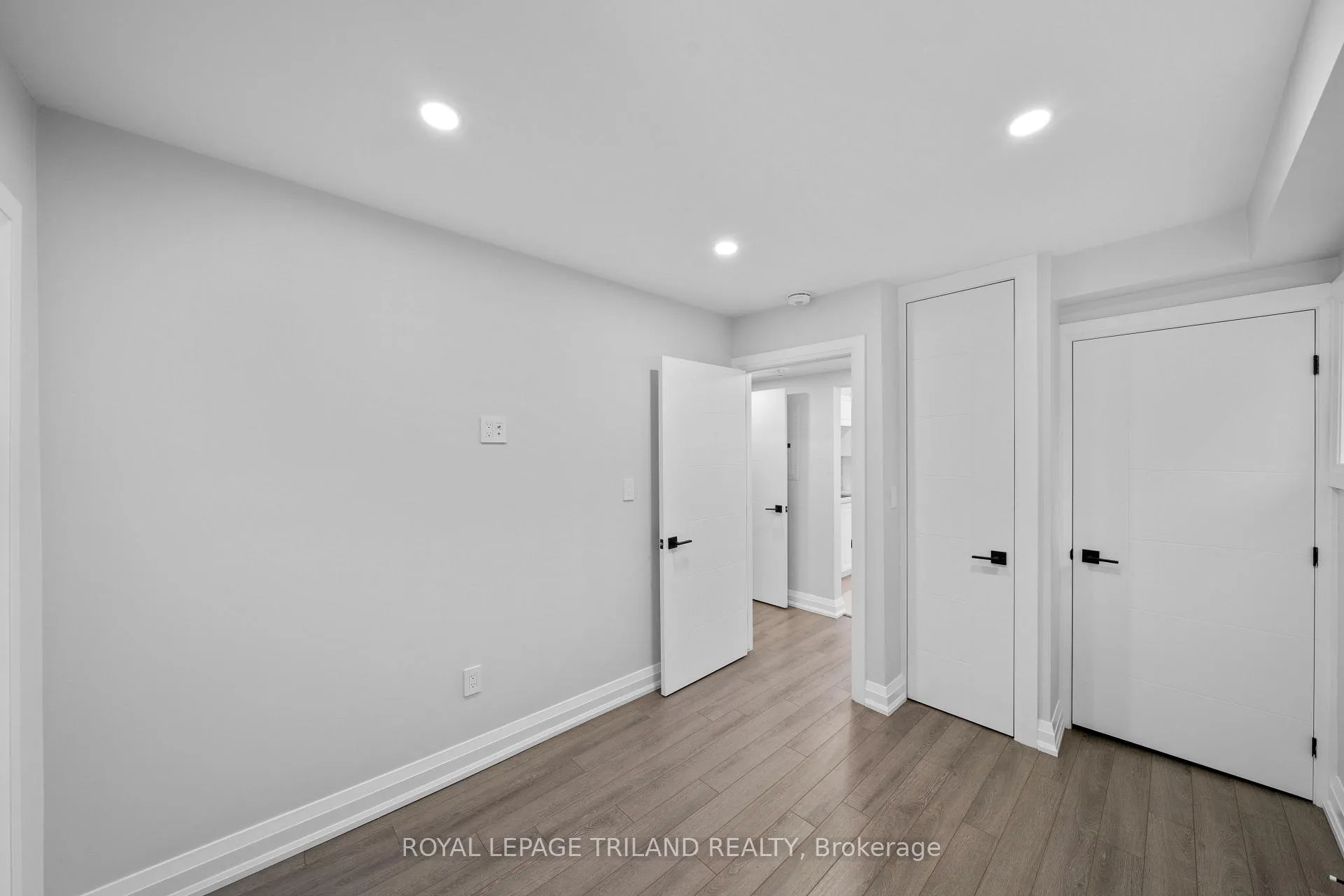 Photo 13 of Unit 4, 15 Balmoral Avenue S, Hamilton, Delta — HOMEH