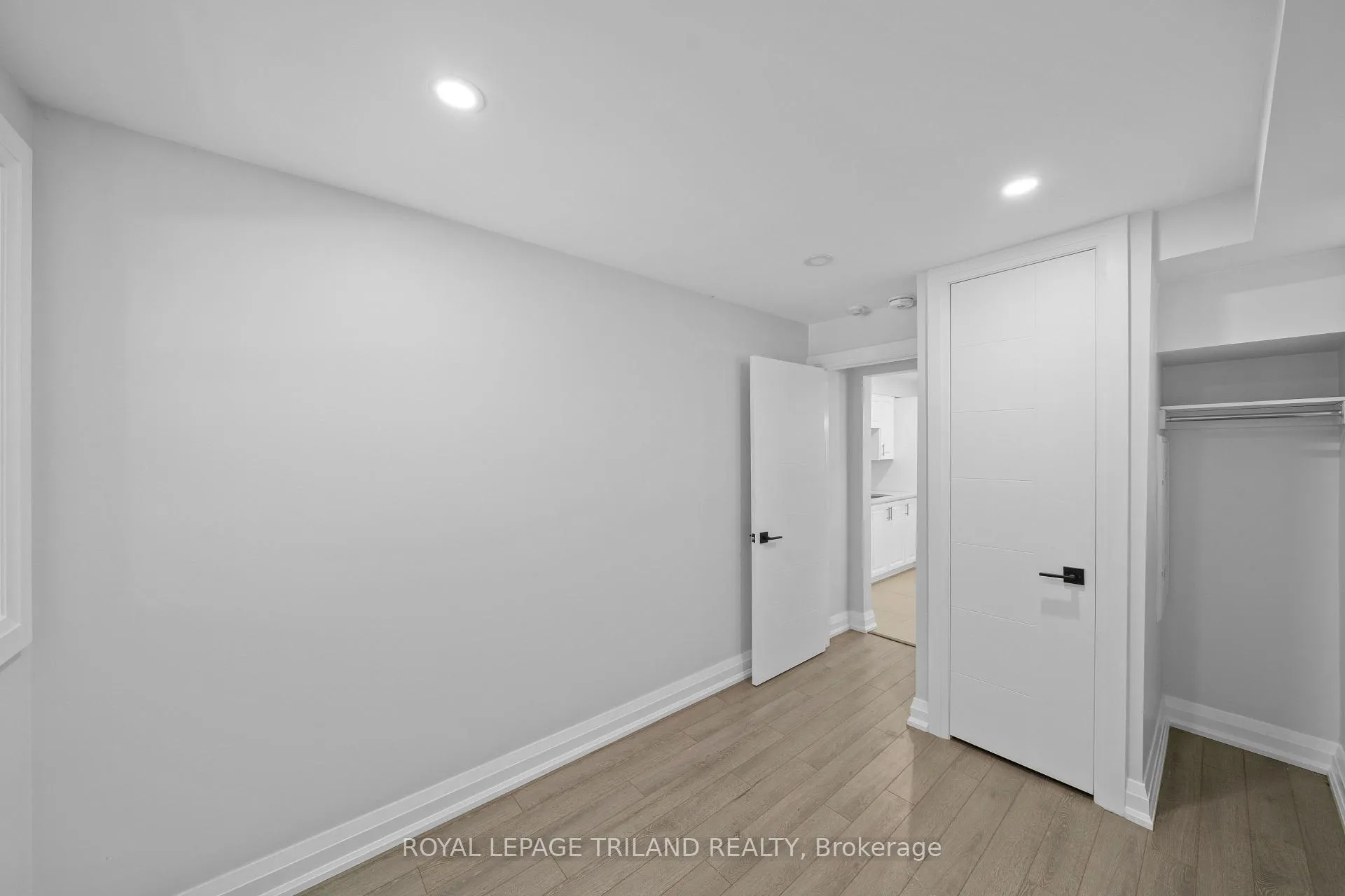 Photo 28 of Unit 4, 15 Balmoral Avenue S, Hamilton, Delta — HOMEH