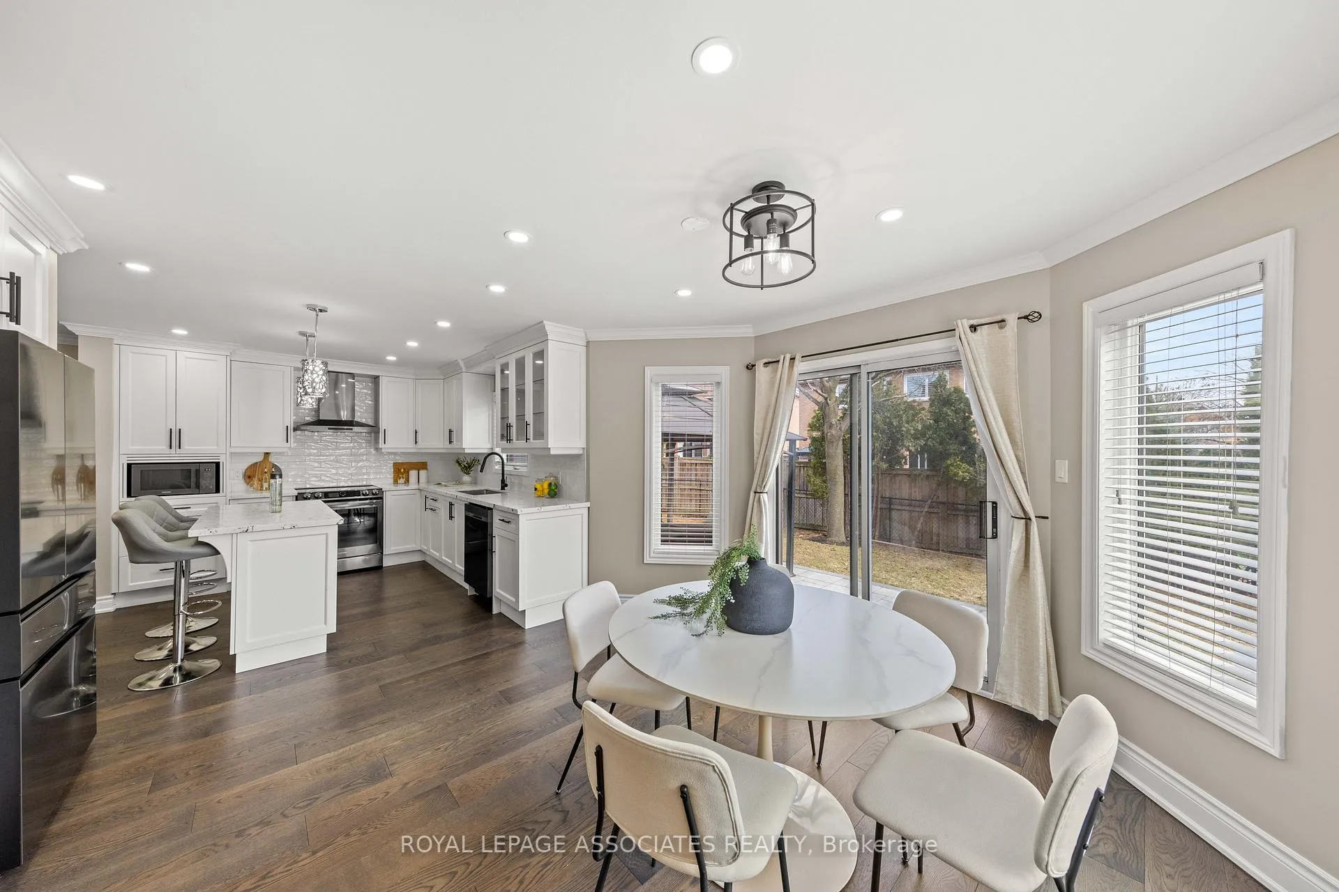 Photo 15 of 33 Hutton Crescent, Caledon, Rural Caledon — HOMEH