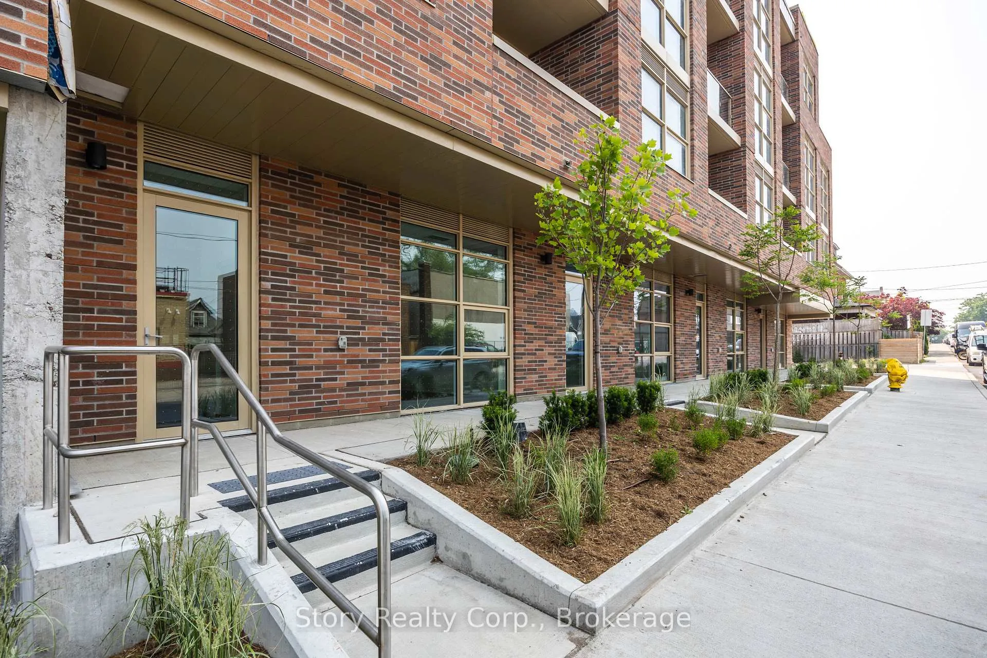 Photo 1 of Unit 108, 119 Ford Street, Toronto, Weston-Pellam Park — HOMEH