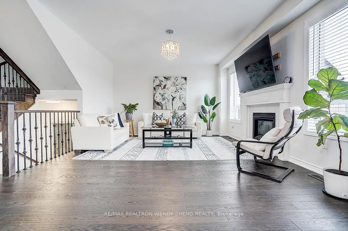 Photo 8 of 23 Terrell Avenue, Georgina, Keswick South — HOMEH