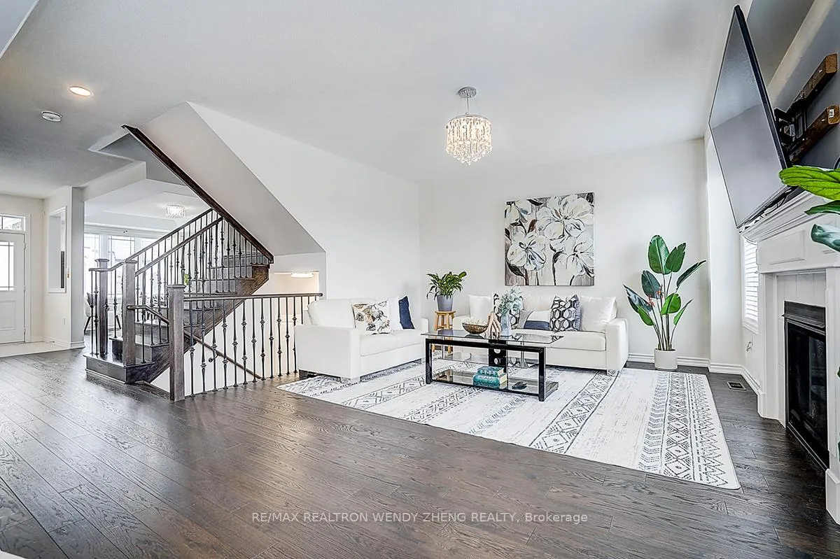 Photo 9 of 23 Terrell Avenue, Georgina, Keswick South — HOMEH