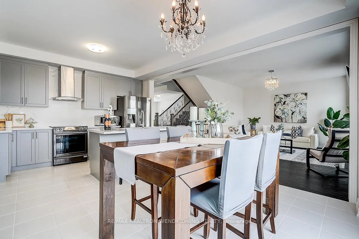 Photo 17 of 23 Terrell Avenue, Georgina, Keswick South — HOMEH