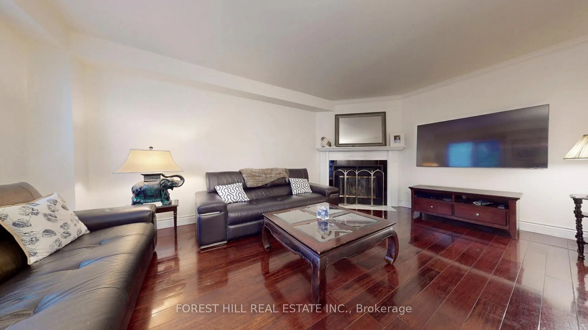 Photo 12 of 11 Keystone Drive, Brampton, Brampton South — HOMEH