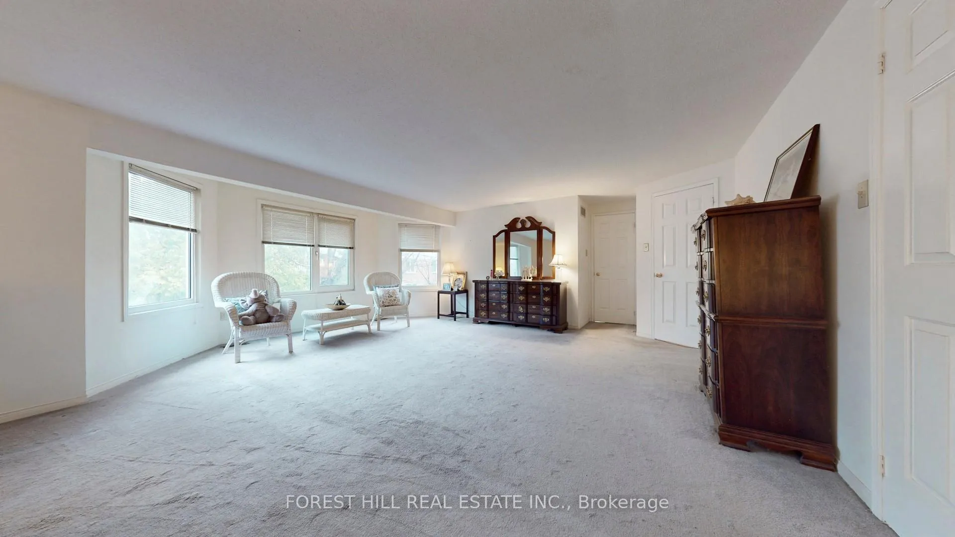 Photo 23 of 11 Keystone Drive, Brampton, Brampton South — HOMEH
