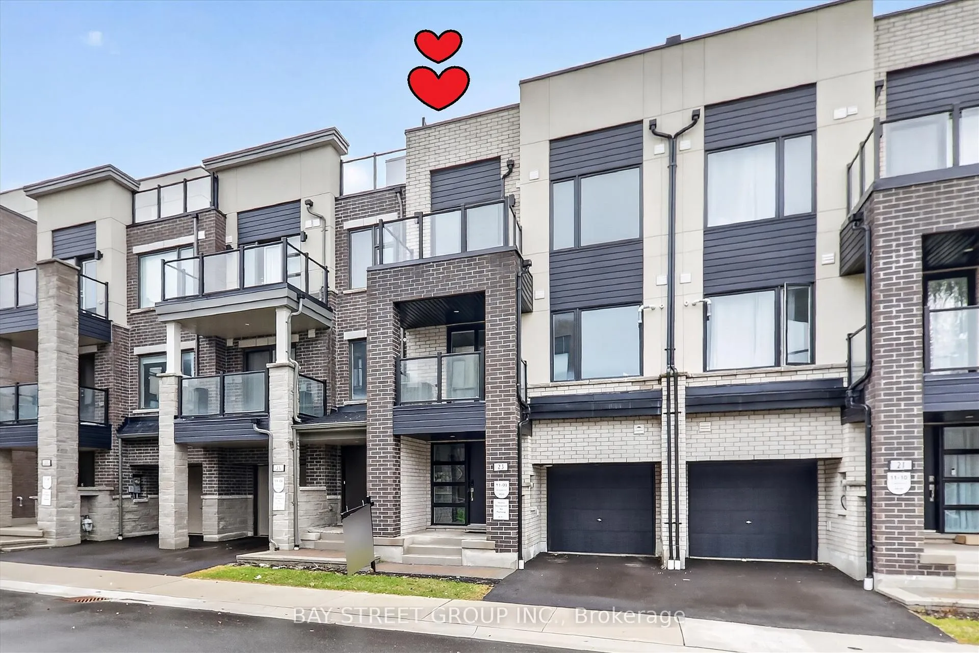 Photo 2 of 23 Schmidt Lane, Markham, Angus Glen — HOMEH