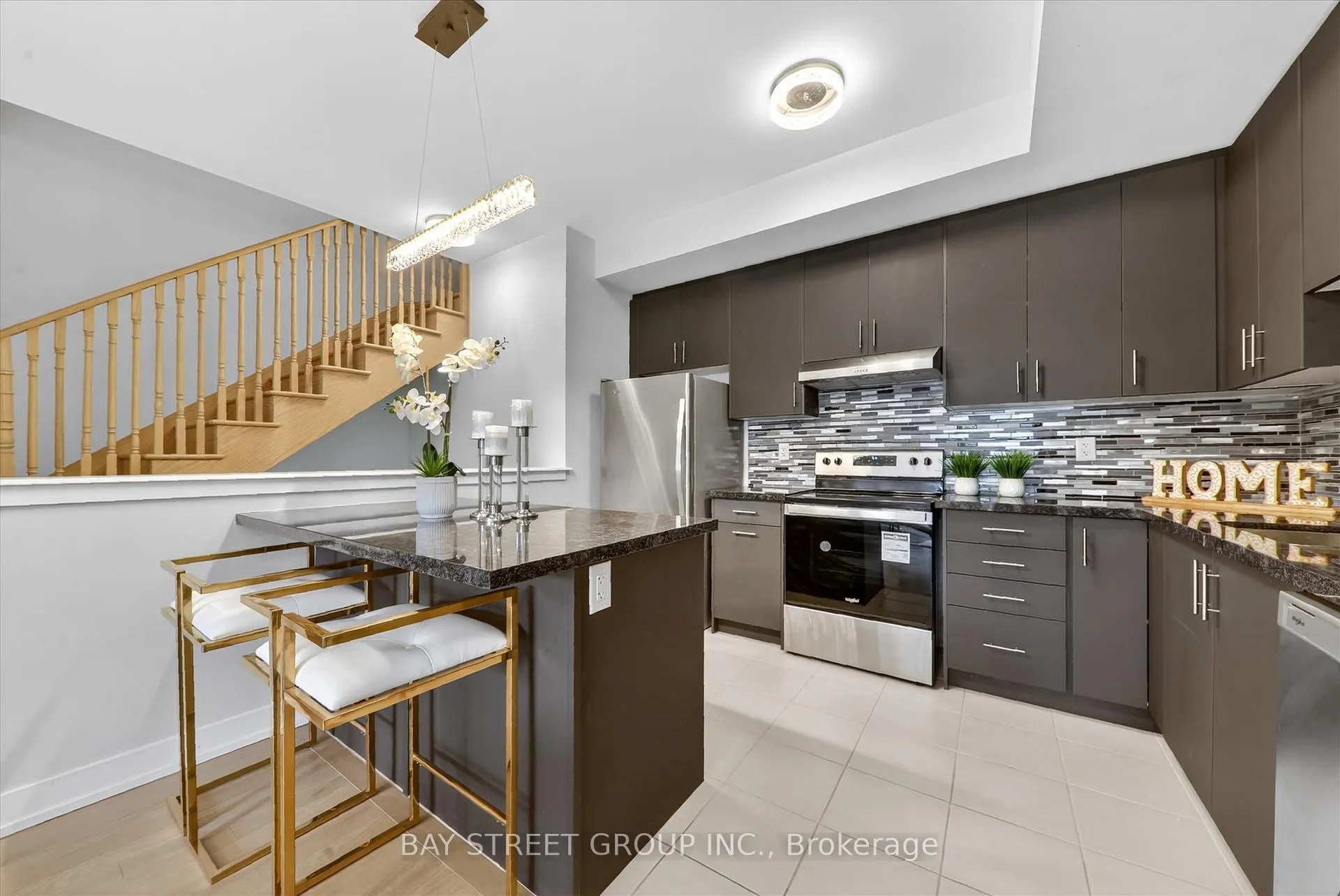 Photo 9 of 23 Schmidt Lane, Markham, Angus Glen — HOMEH