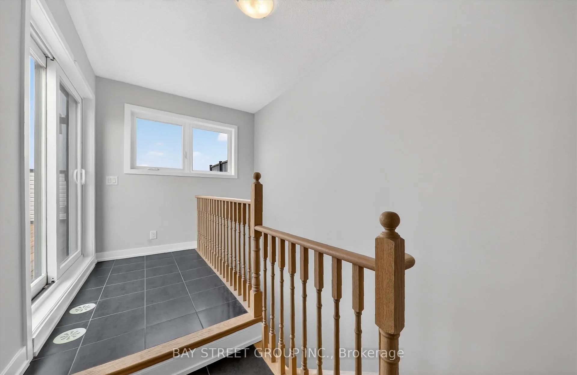 Photo 17 of 23 Schmidt Lane, Markham, Angus Glen — HOMEH