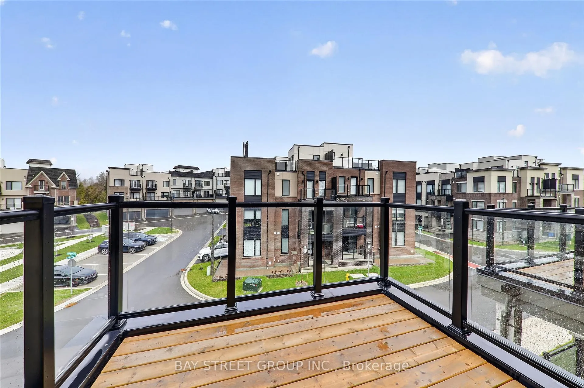 Photo 18 of 23 Schmidt Lane, Markham, Angus Glen — HOMEH